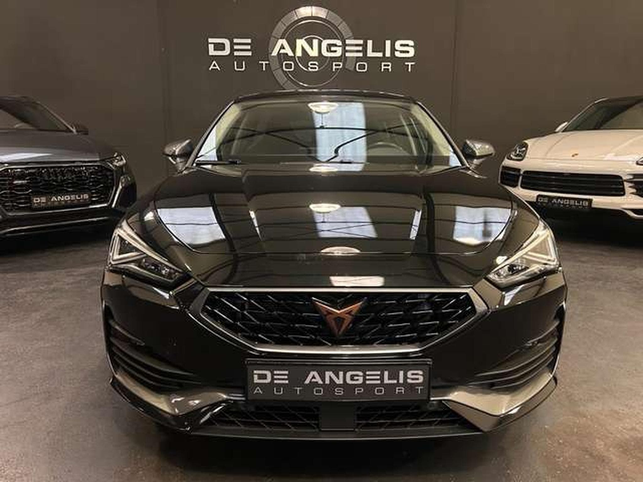 CUPRA Leon 1.5 ETSI 150 V DSG (2024) - Photo 4