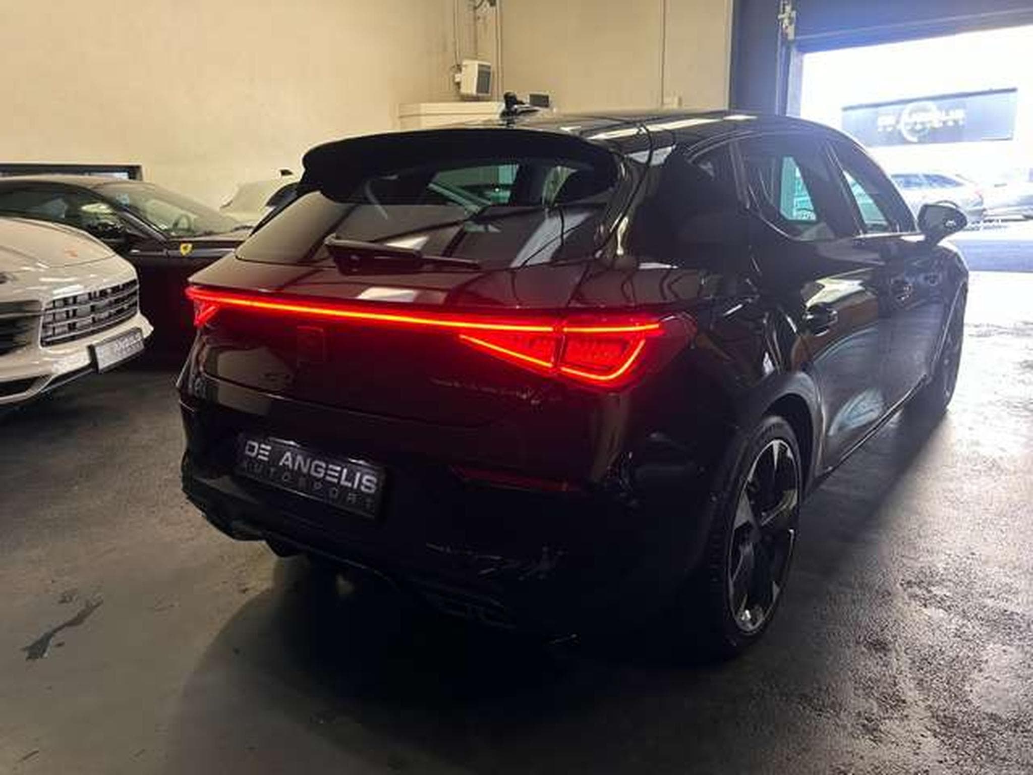 CUPRA Leon 1.5 ETSI 150 V DSG (2024) - Photo 5