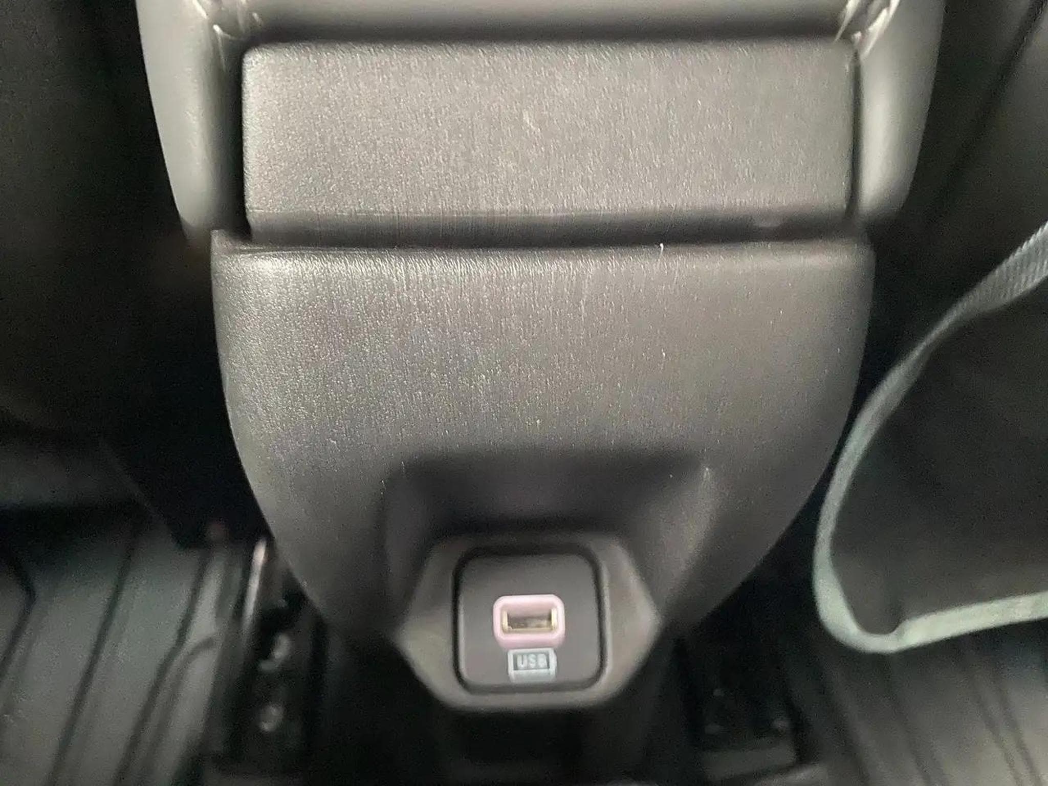 Jeep Renegade (2024) - Foto 15