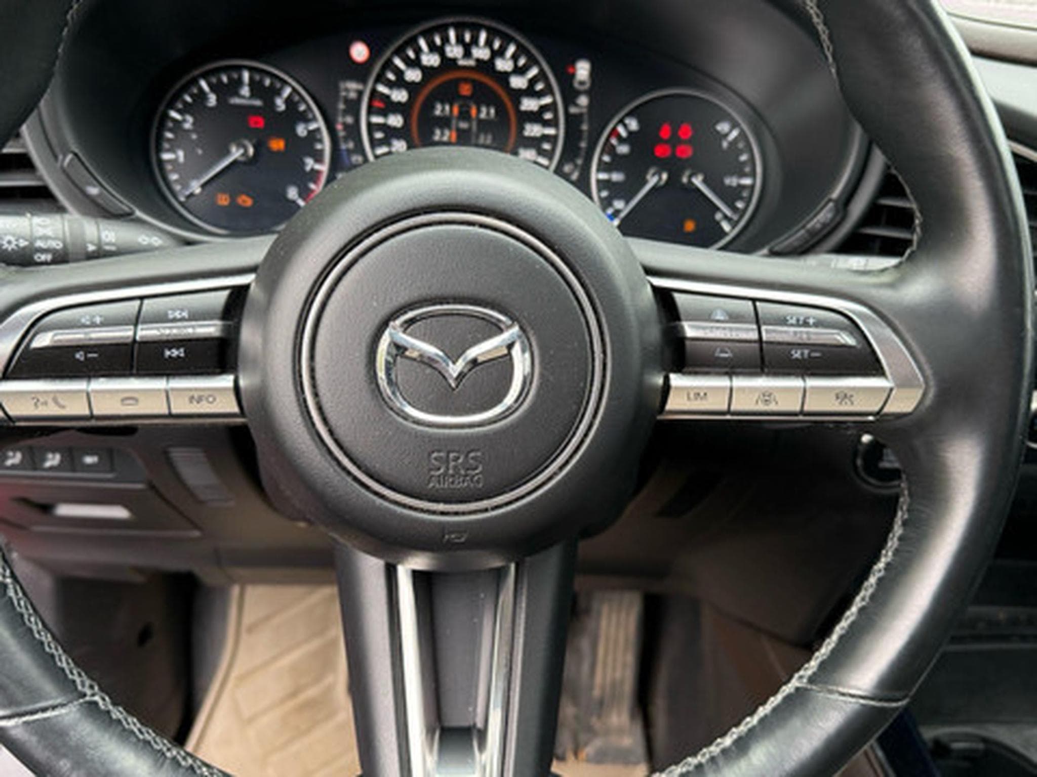Mazda CX-30 2.0 e-Skyactiv X 137kW 4WD AT Skycruise (2020) - Photo 12
