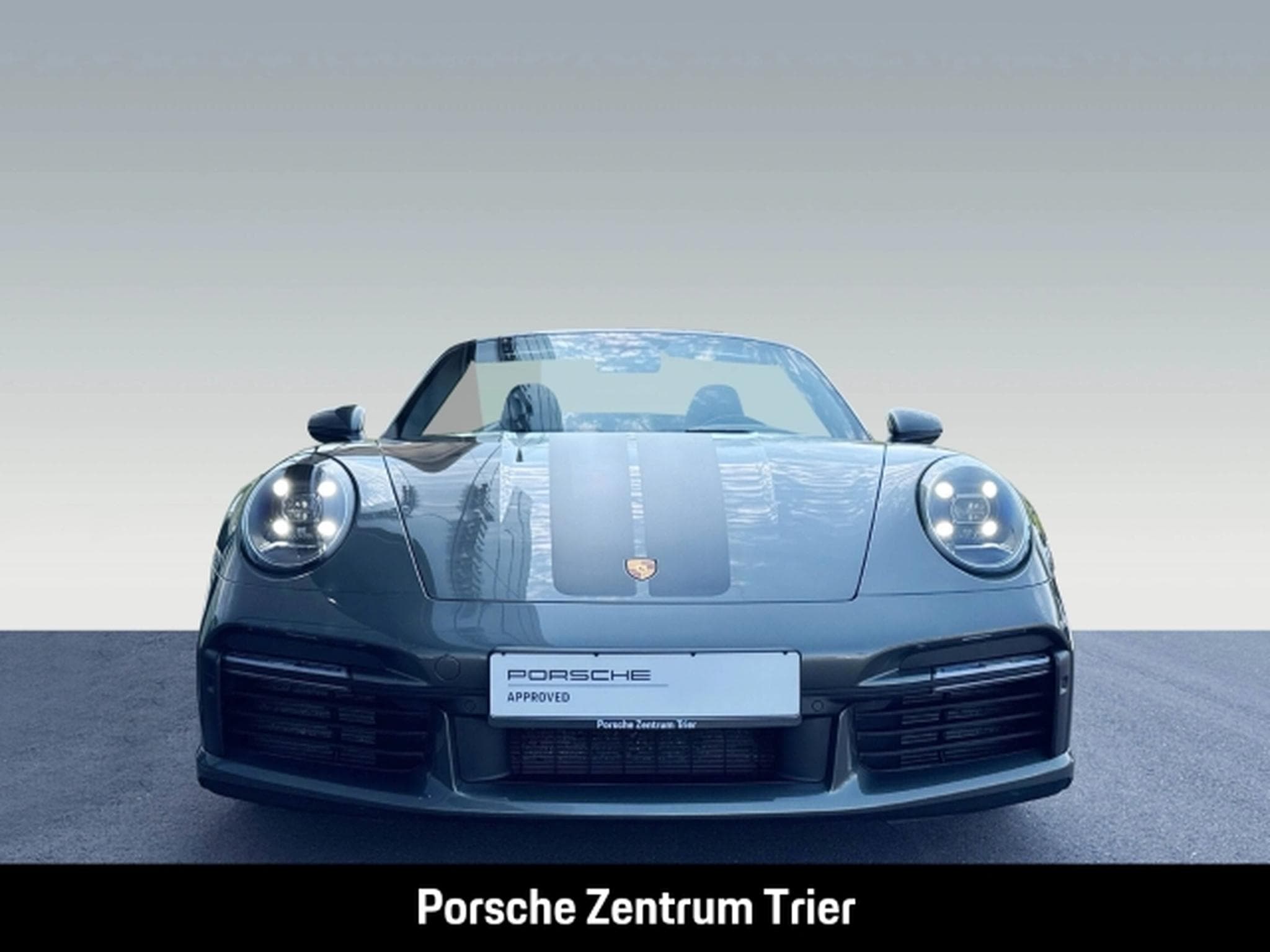 Porsche 992 (911) Turbo Cabriolet (2023) - Photo 6