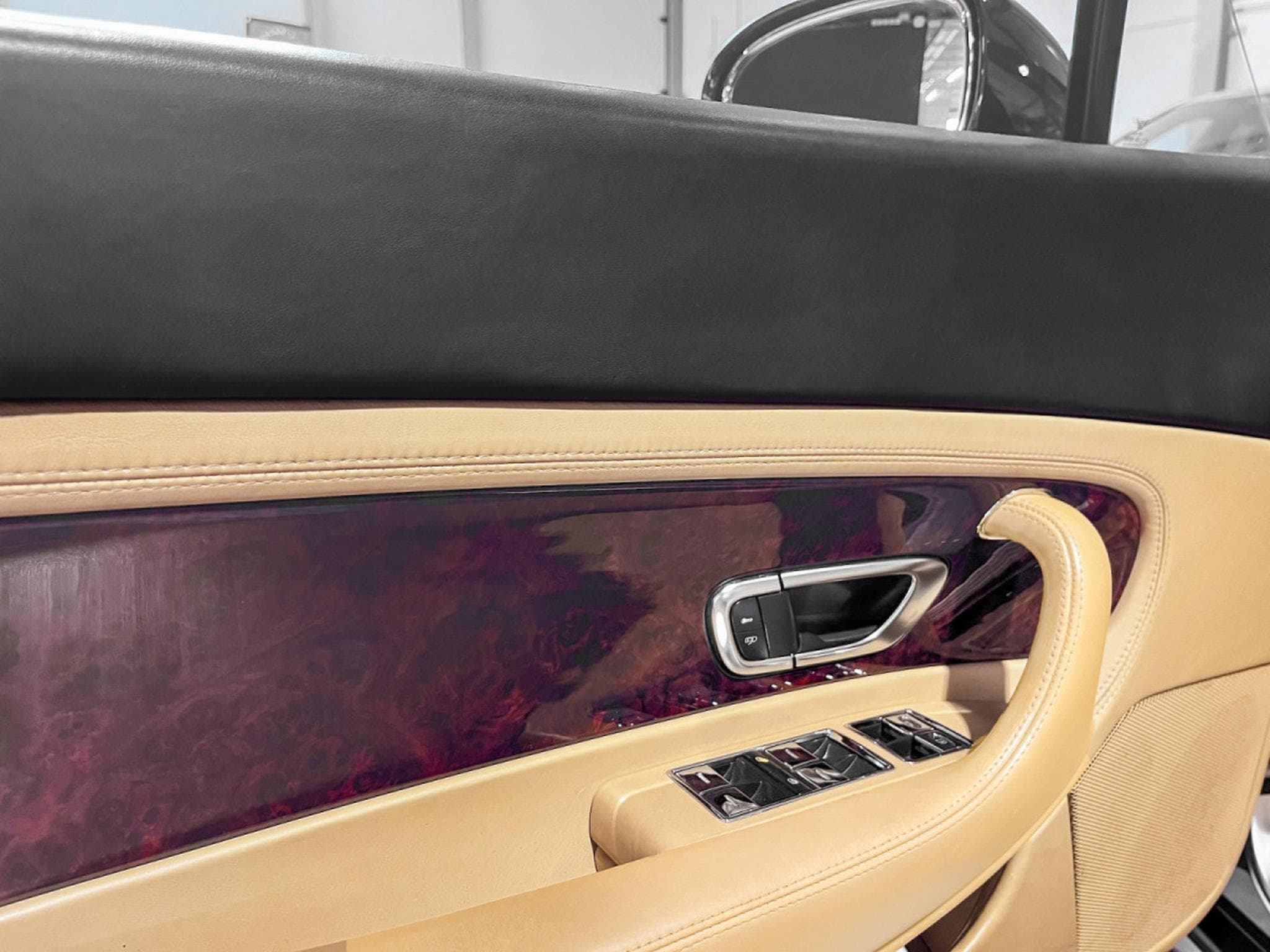 Bentley Continental GT Bentley Continental GTC - Cabrio 6.0W12 (2007) - Photo 13