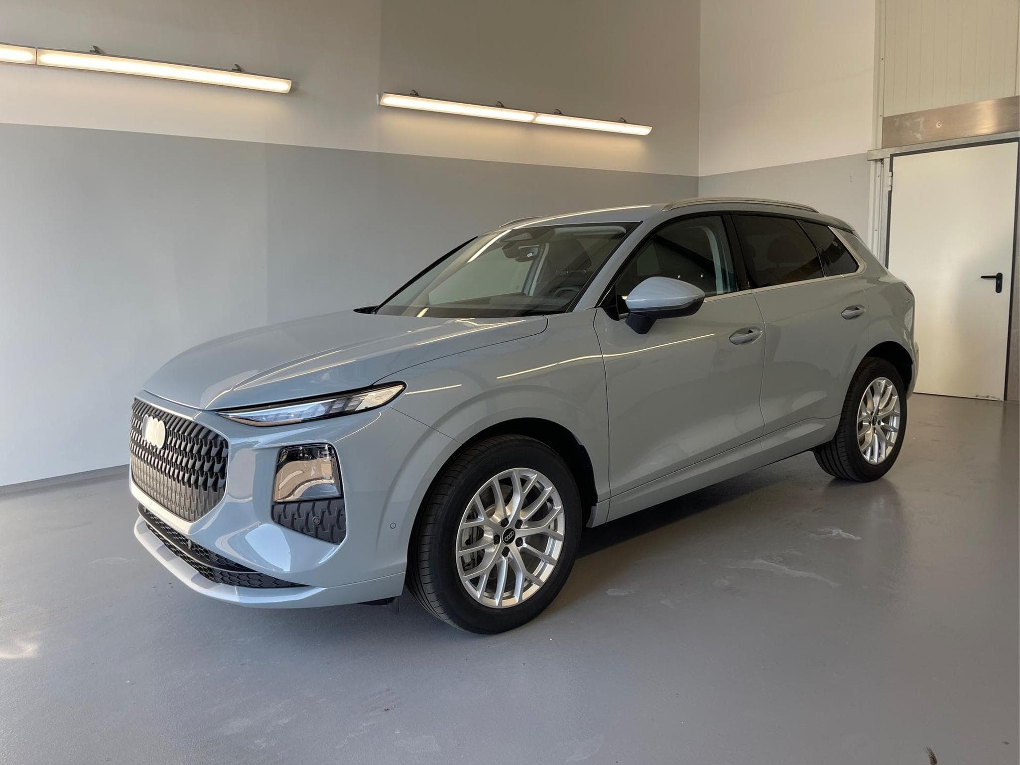 Audi Q3 NEU (2026) - Foto 1