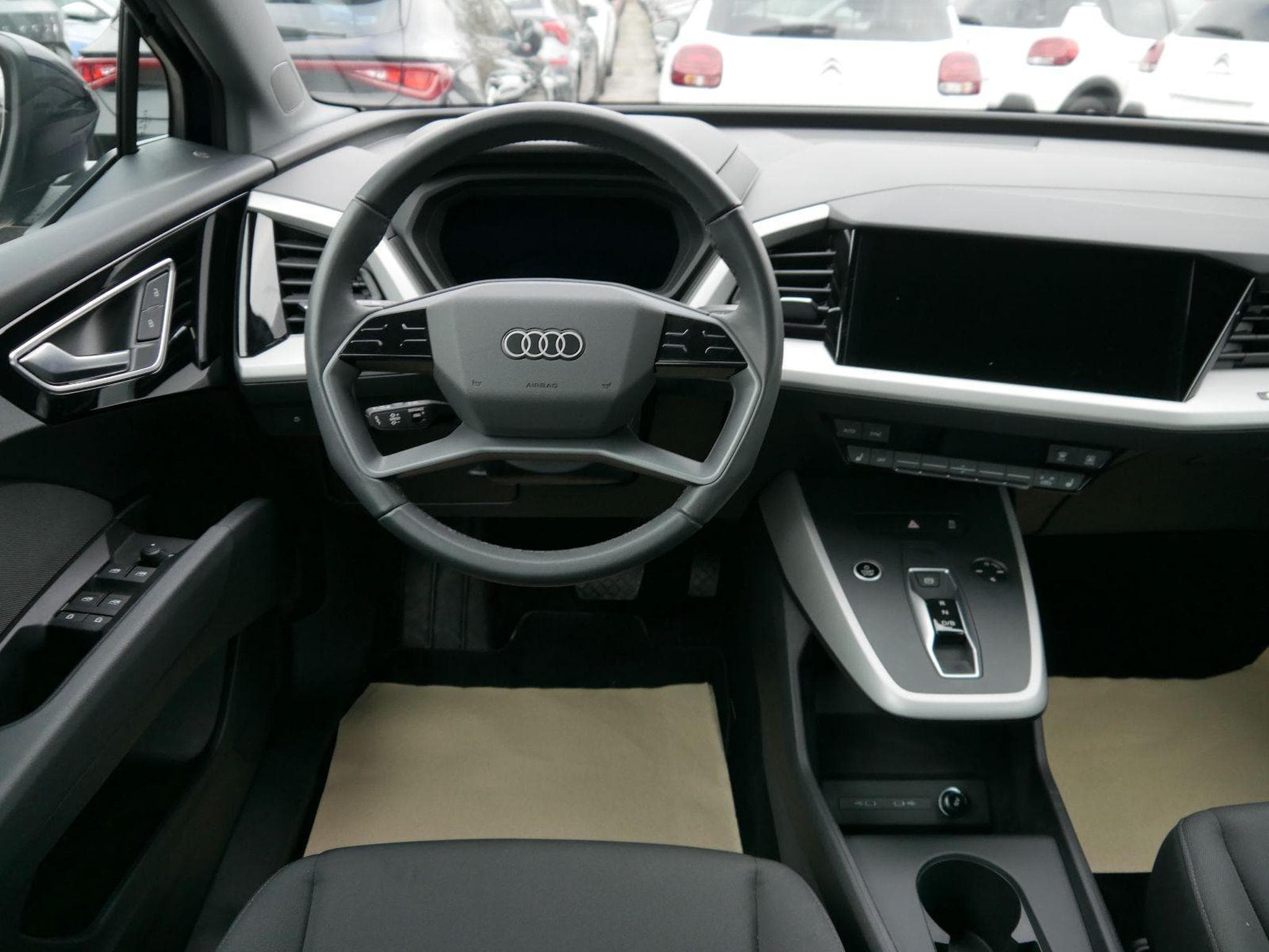 Audi Q4 e-tron Q4 40 E-TRON (2023) - Photo 14