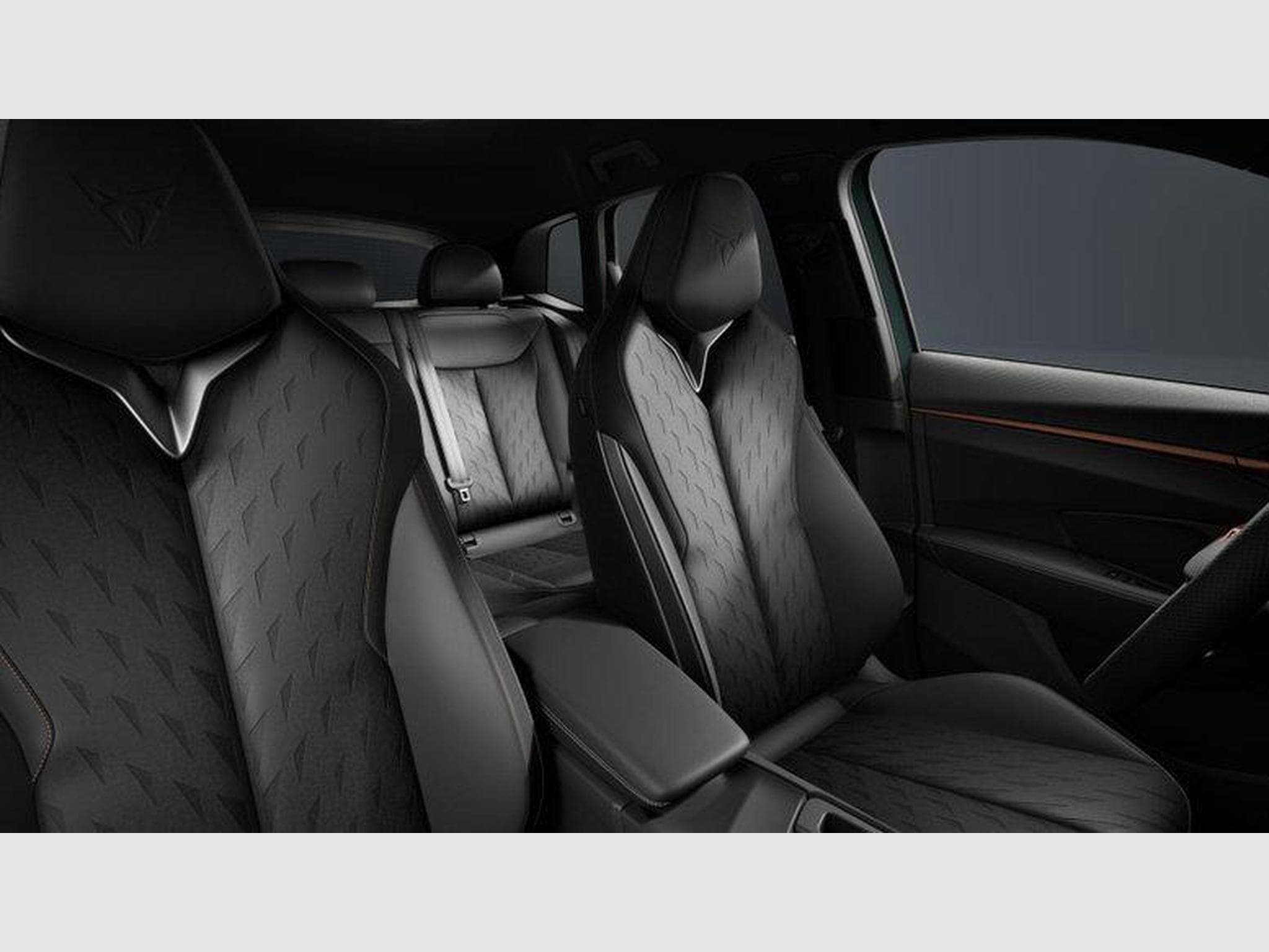 Cupra Terramar 1.5 eTSI 7-Gang-DSG (2026) - Foto 4