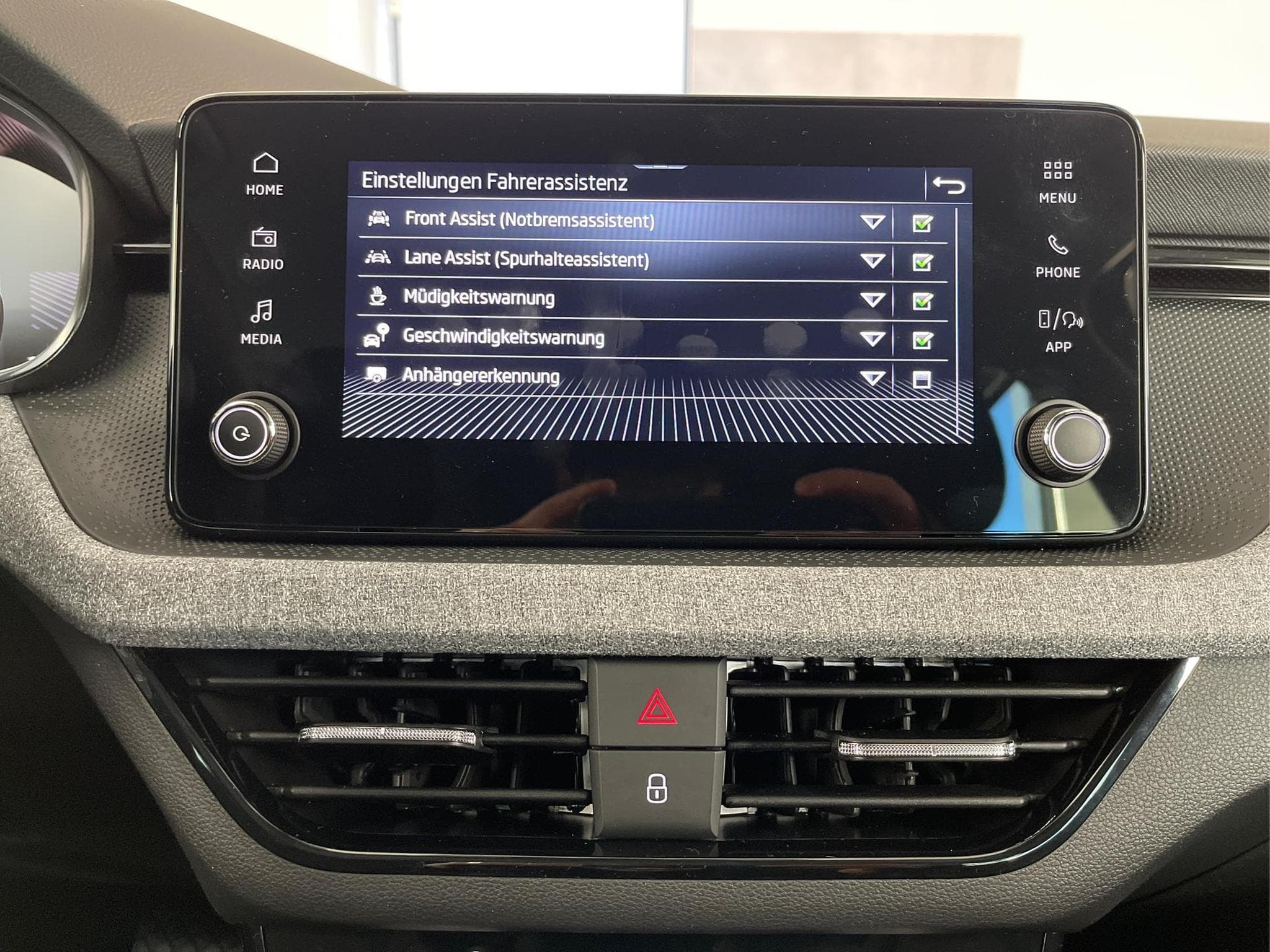 Skoda Kamiq Selection (2026) - Foto 10