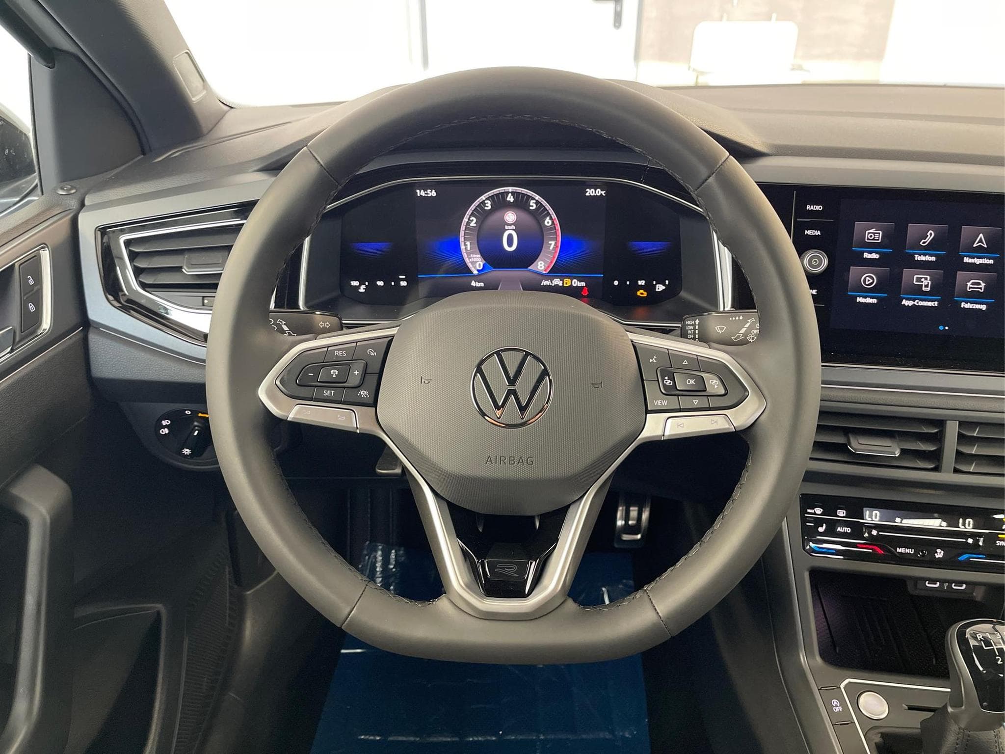 VW Taigo R-Line (2026) - Foto 8