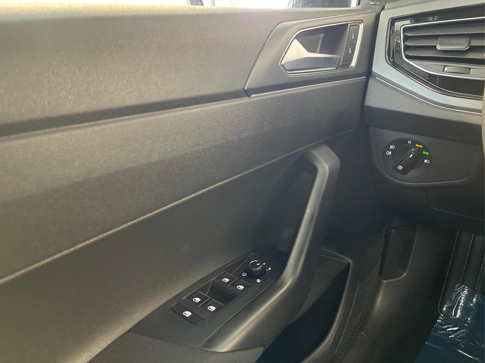 VW Taigo R-Line (2026) - Foto 9
