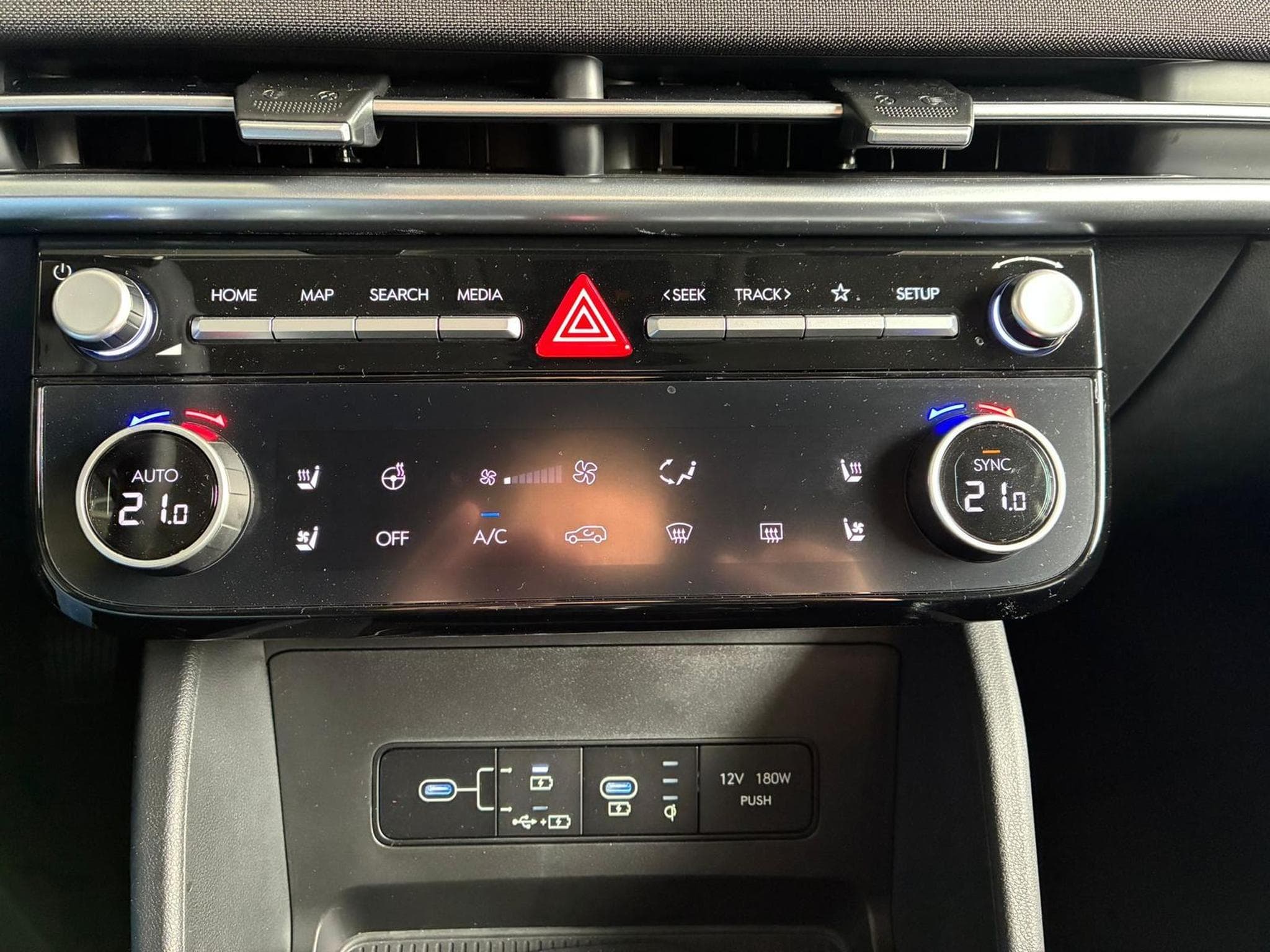 Hyundai Tucson Luxury (2026) - Photo 20