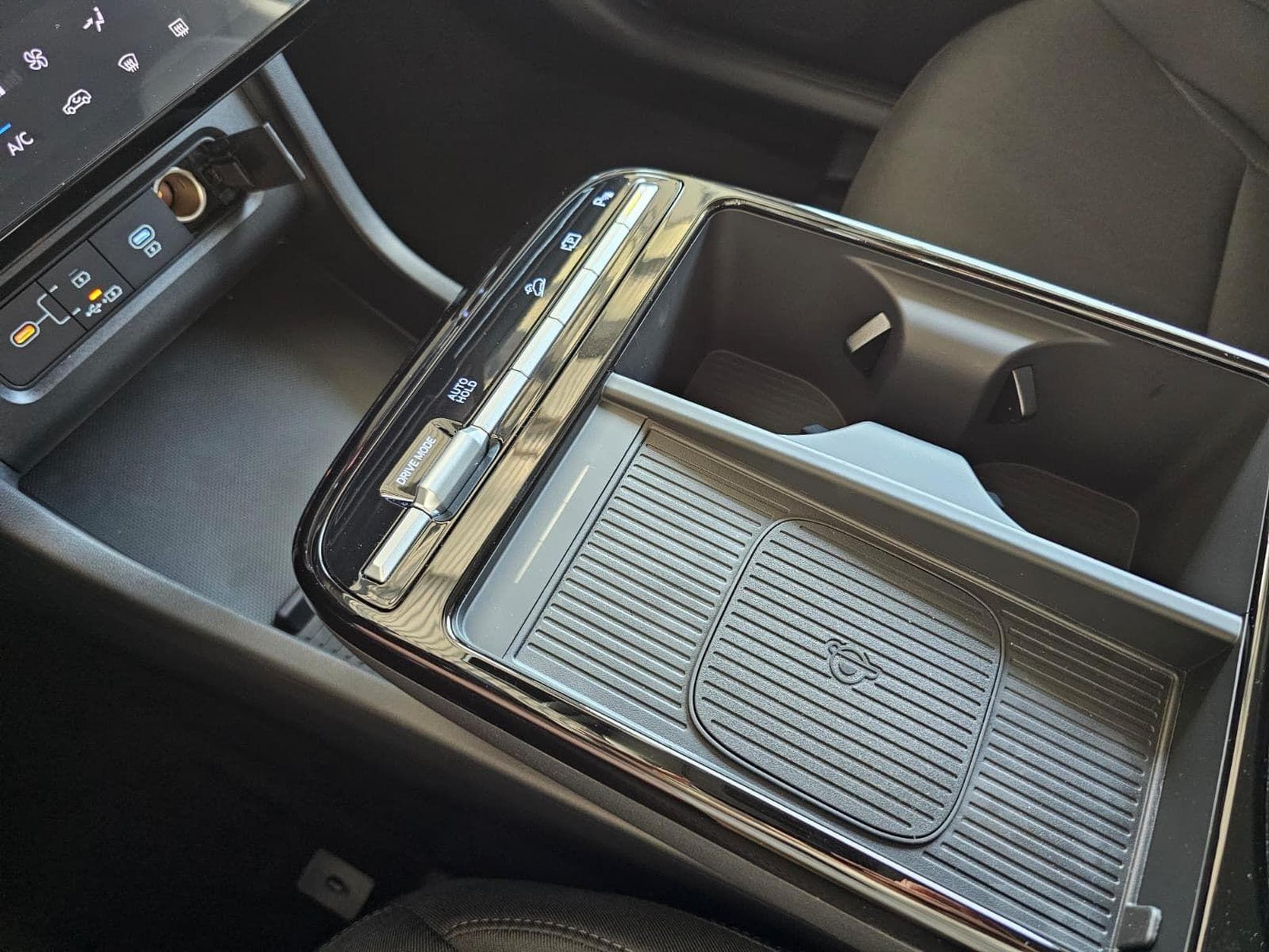 Hyundai Tucson E-Motion (2025) - Photo 15