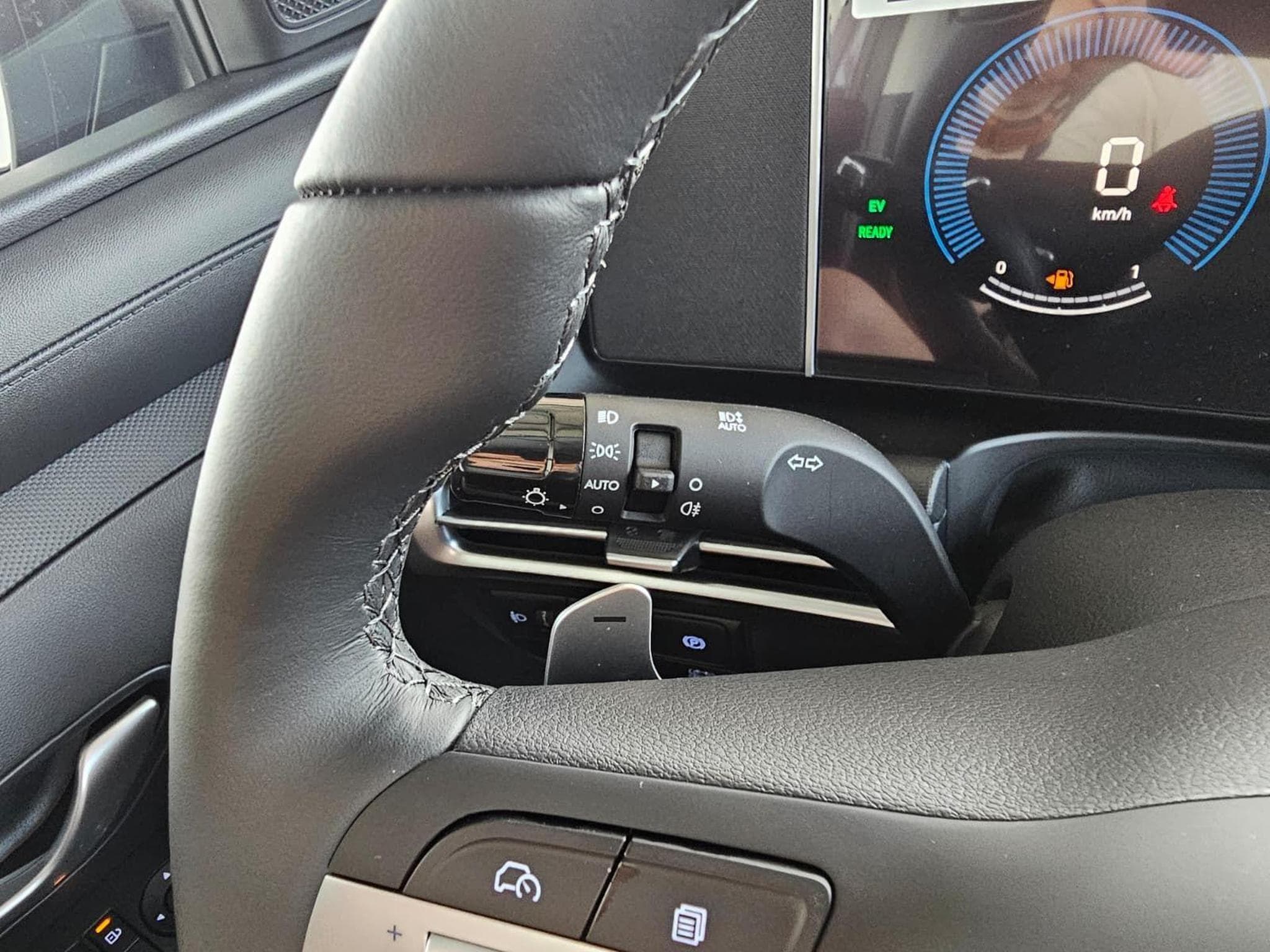 Hyundai Tucson E-Motion (2025) - Photo 18