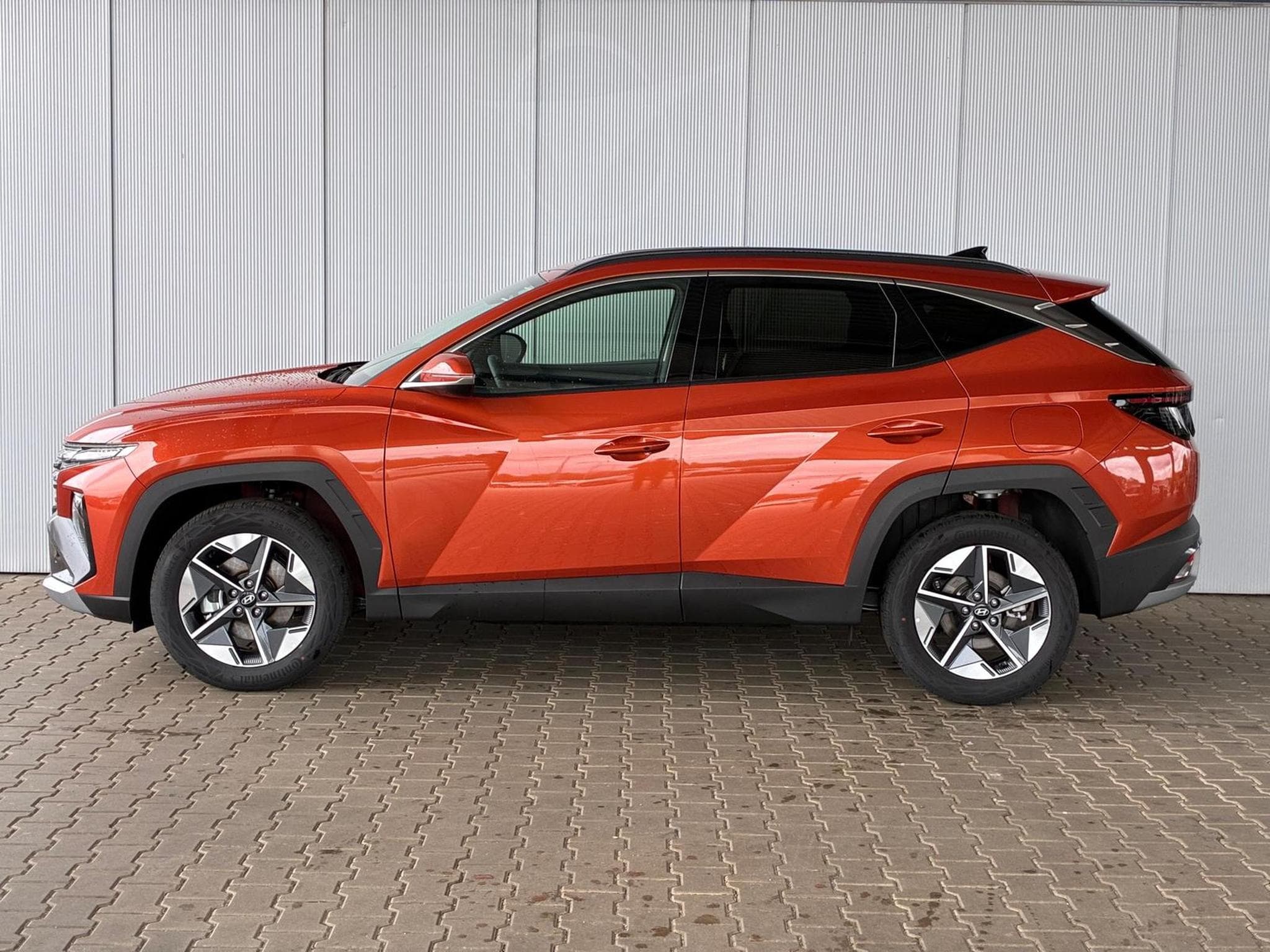 Hyundai Tucson E-Motion (2025) - Photo 2