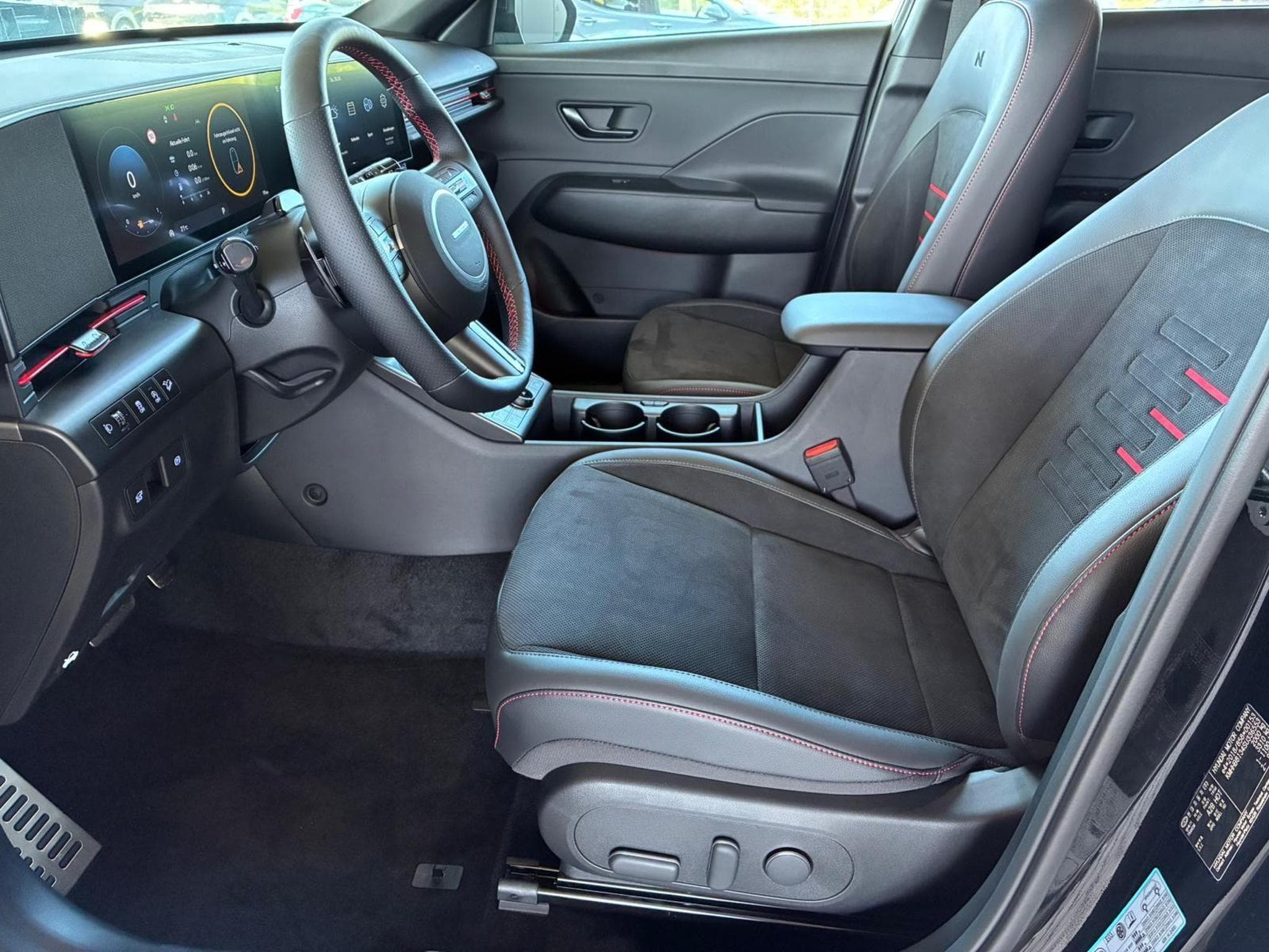 Hyundai Kona N-Line X (2025) - Photo 1