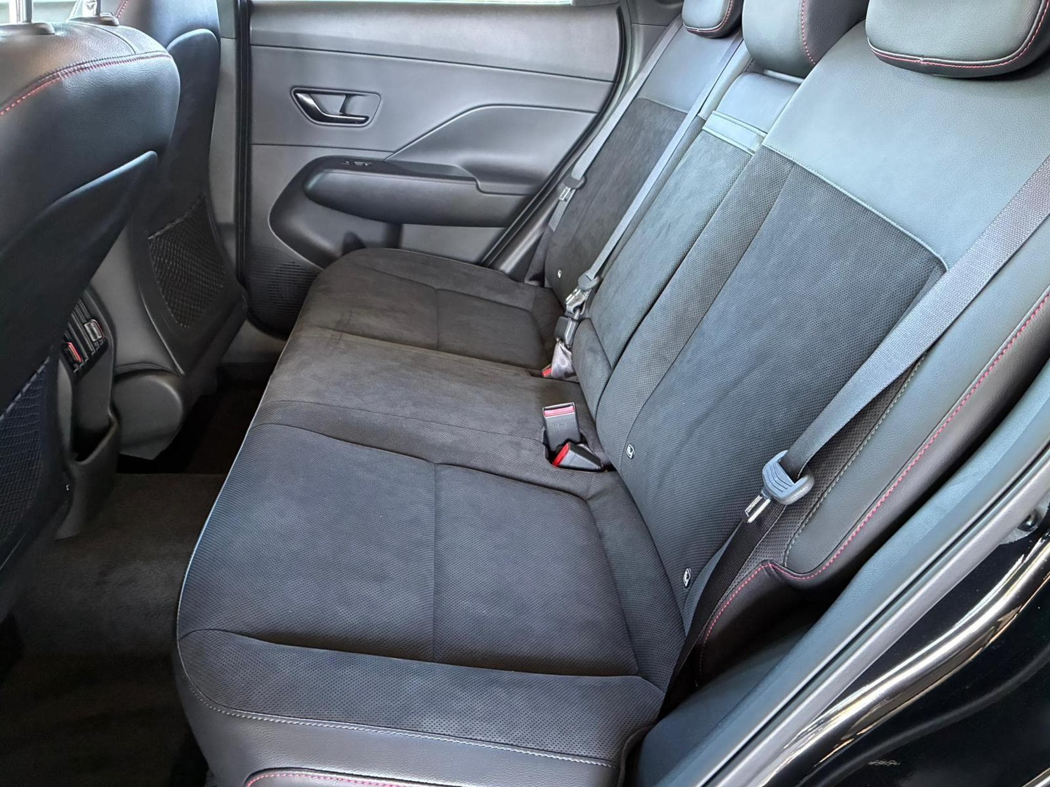 Hyundai Kona N-Line X (2025) - Photo 2