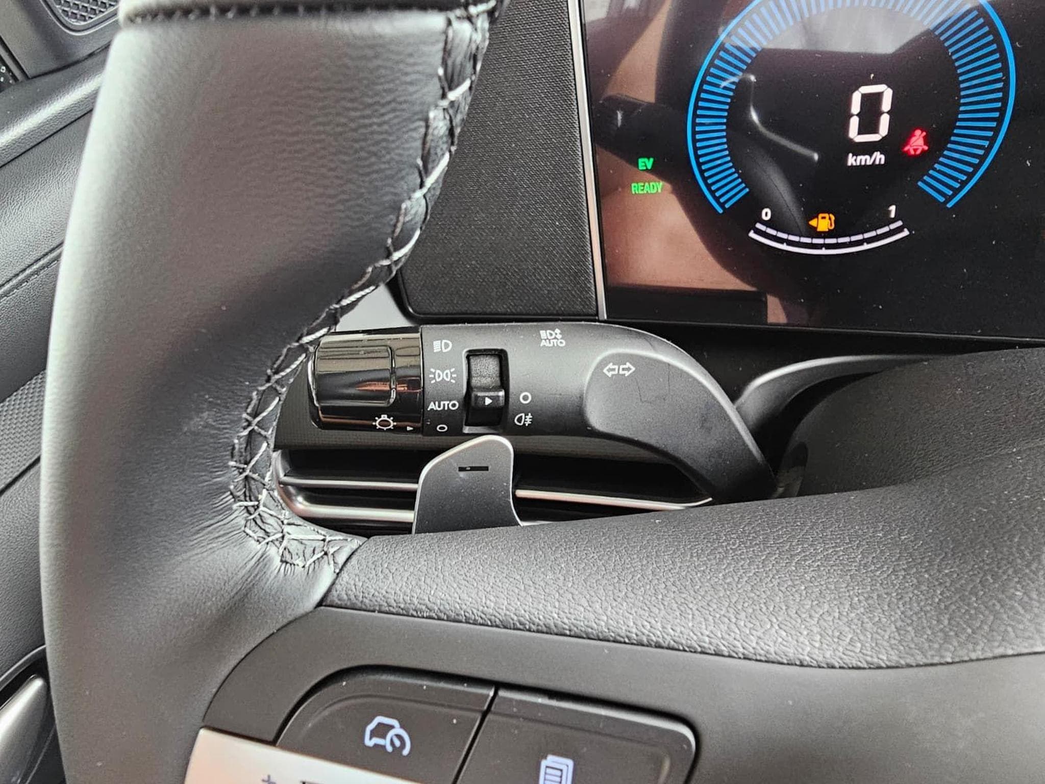 Hyundai Tucson E-Motion (2025) - Foto 18