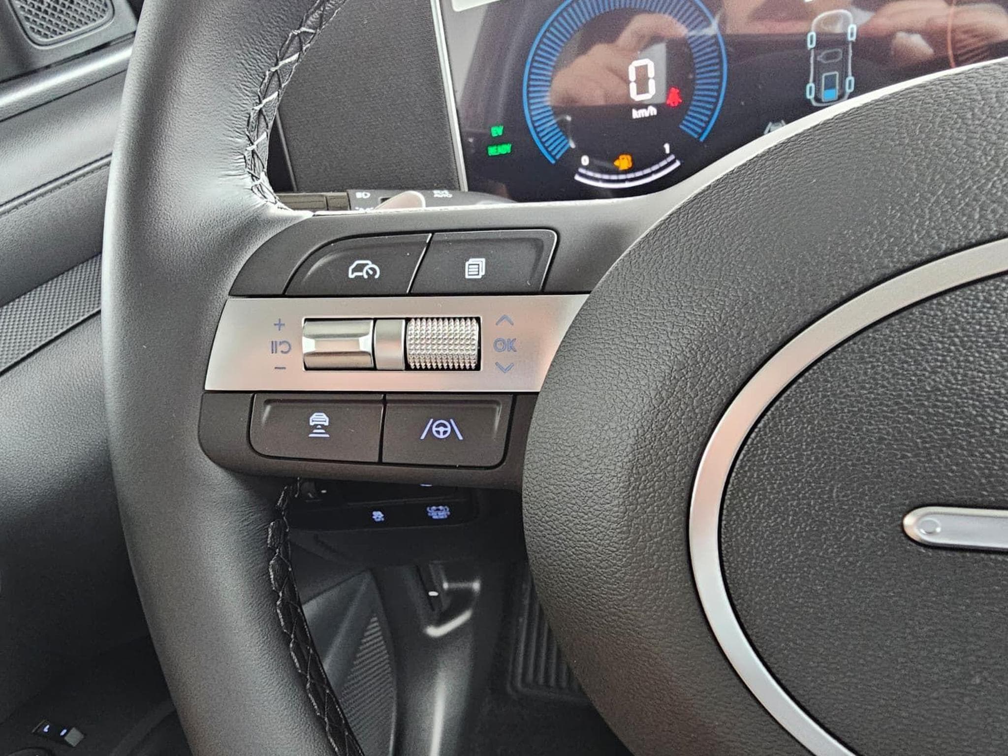 Hyundai Tucson E-Motion (2025) - Foto 16