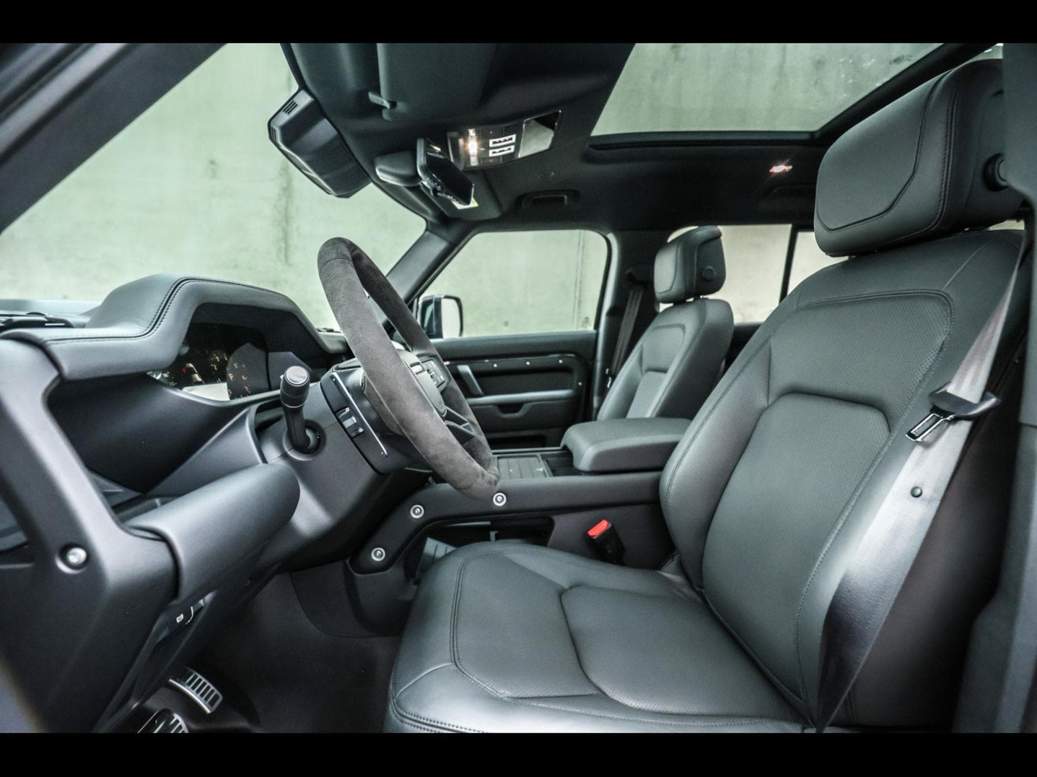 Land-Rover Defender 110 P525 5.0 V8 AWD CARPATHIAN EDITION – CARPATHIAN GREY (2022) - Photo 10