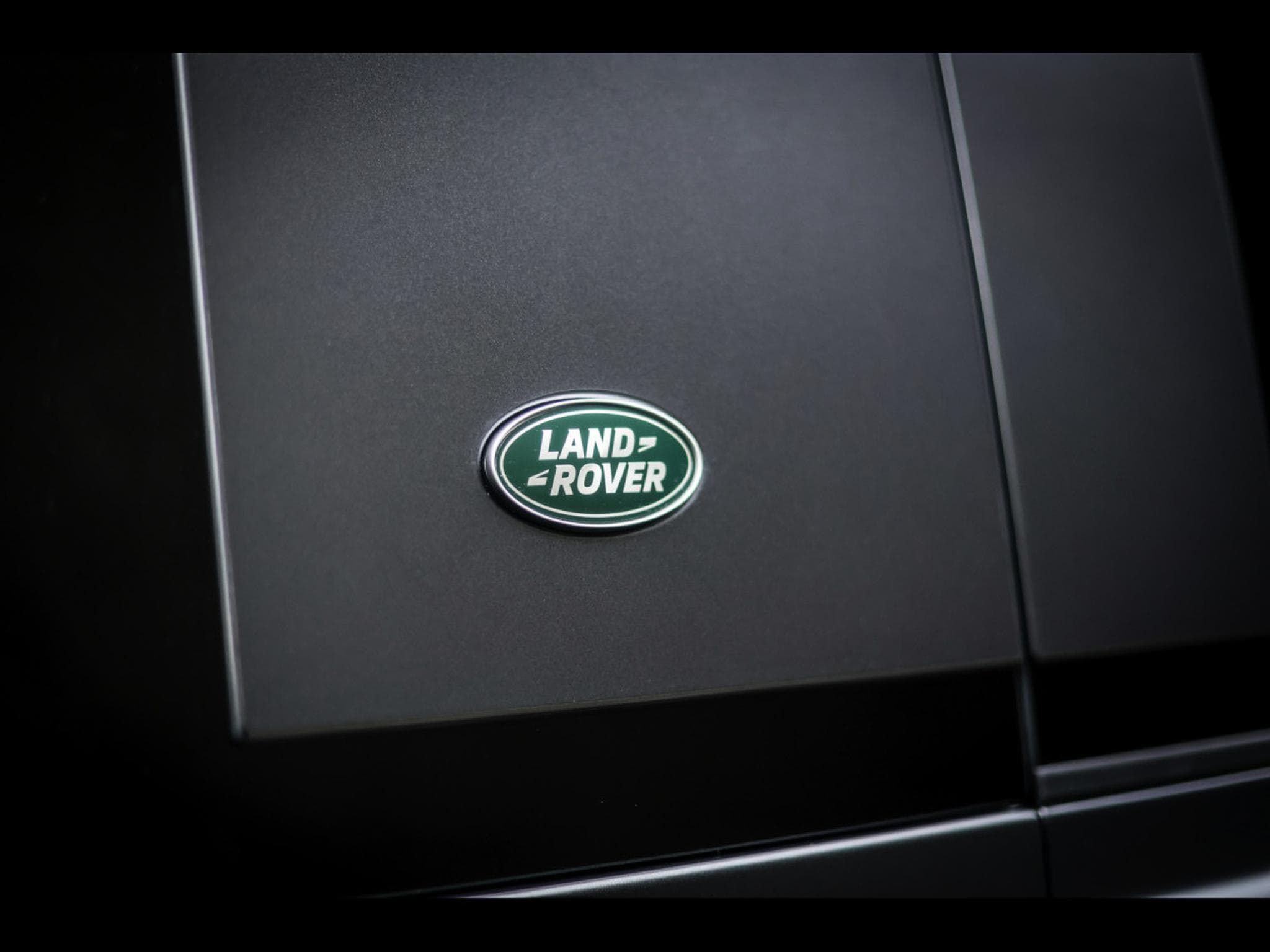 Land-Rover Defender 110 P525 5.0 V8 AWD CARPATHIAN EDITION – CARPATHIAN GREY (2022) - Photo 19