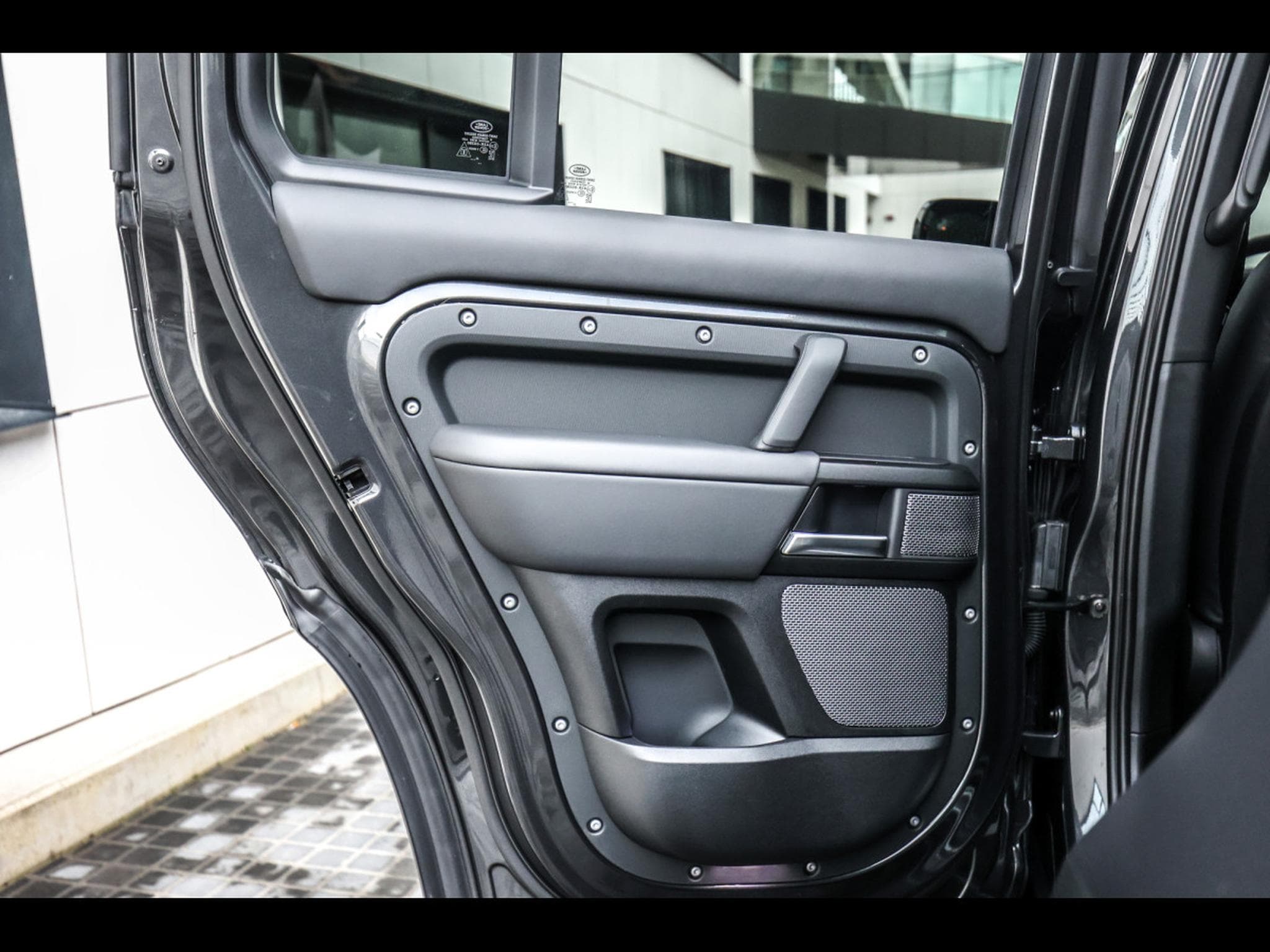 Land-Rover Defender 110 P525 5.0 V8 AWD CARPATHIAN EDITION – CARPATHIAN GREY (2022) - Photo 20