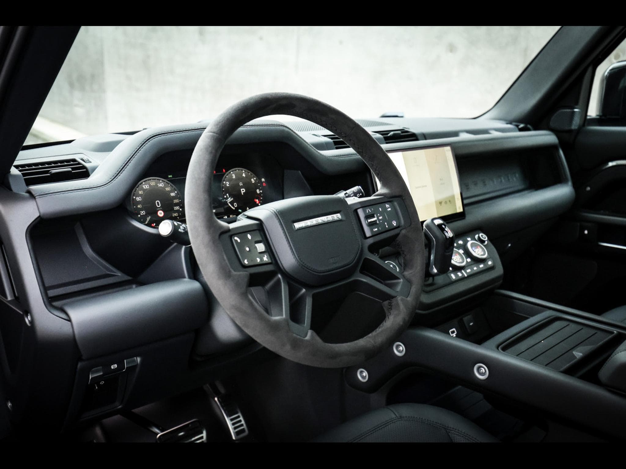 Land-Rover Defender 110 P525 5.0 V8 AWD CARPATHIAN EDITION – CARPATHIAN GREY (2022) - Photo 9