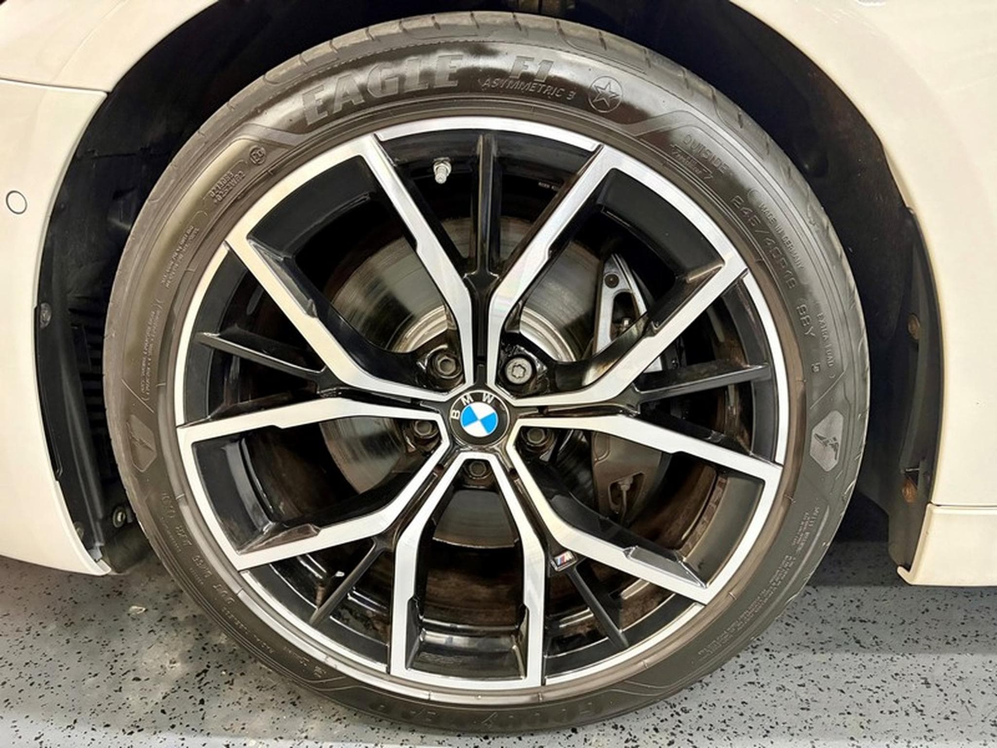BMW 530 530dA Touring 3.0 286cv Auto M-SPORT (2023) - Foto 3