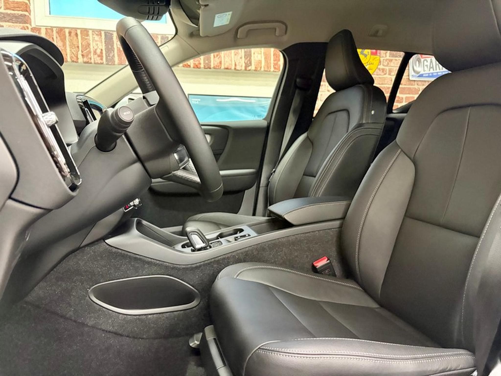 VOLVO XC40 XC40 D4 2.0 190cv Auto AWD MOMENTUM (2020) - Photo 5