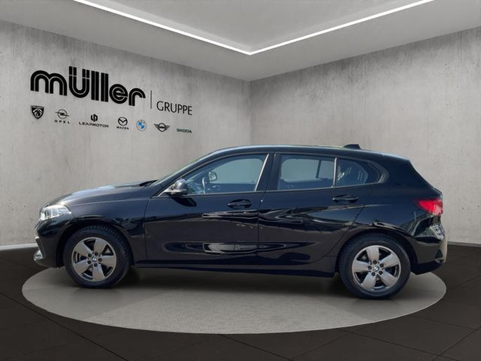 BMW 118 118i ADVANTAGE LED RÜCKFAHRKAMERA TEMPOMAT (2022) - Photo 3