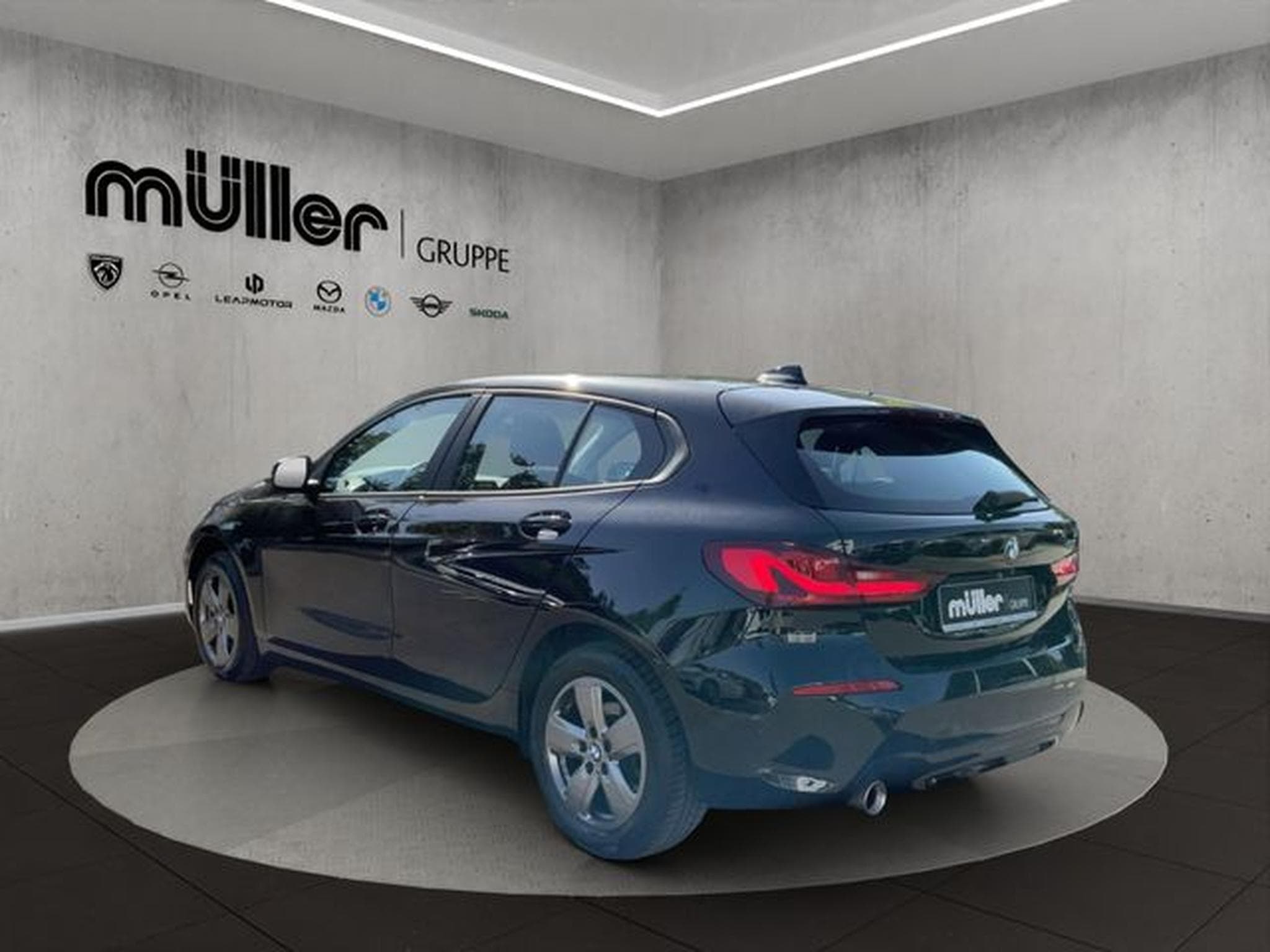 BMW 118 118i ADVANTAGE LED RÜCKFAHRKAMERA TEMPOMAT (2022) - Photo 4