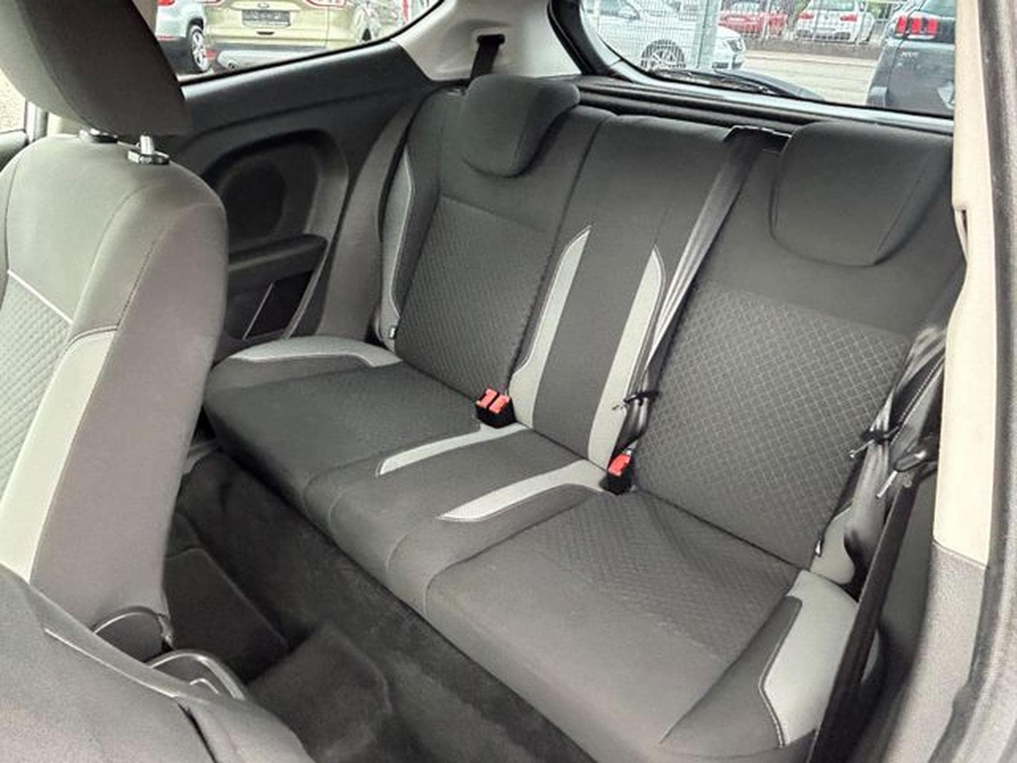 Ford Fiesta Fiesta Trend 1.3 *Bluetooth*Euro6*2.Hand* (2015) - Photo 8