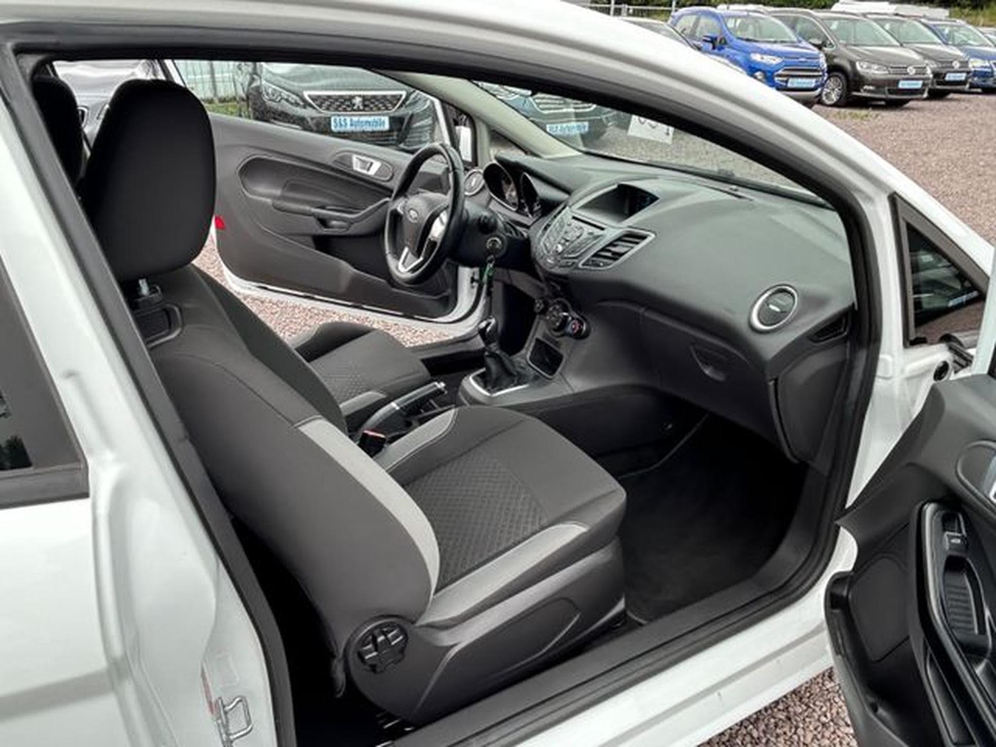 Ford Fiesta Fiesta Trend 1.3 *Bluetooth*Euro6*2.Hand* (2015) - Photo 9