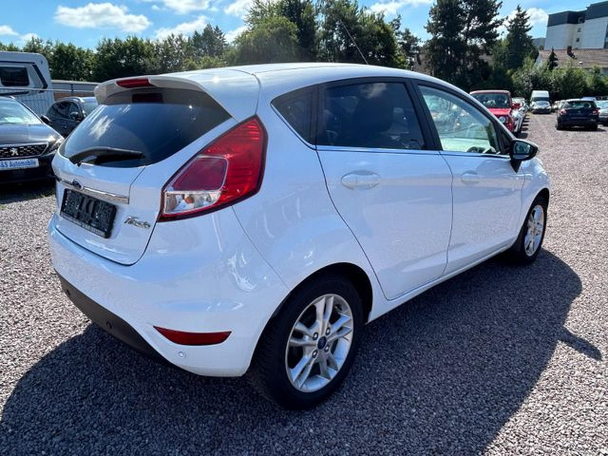 Ford Fiesta Fiesta Titanium 1.6 TDCi *Navi*SHZ*PDC*Euro5* (2014) - Photo 4
