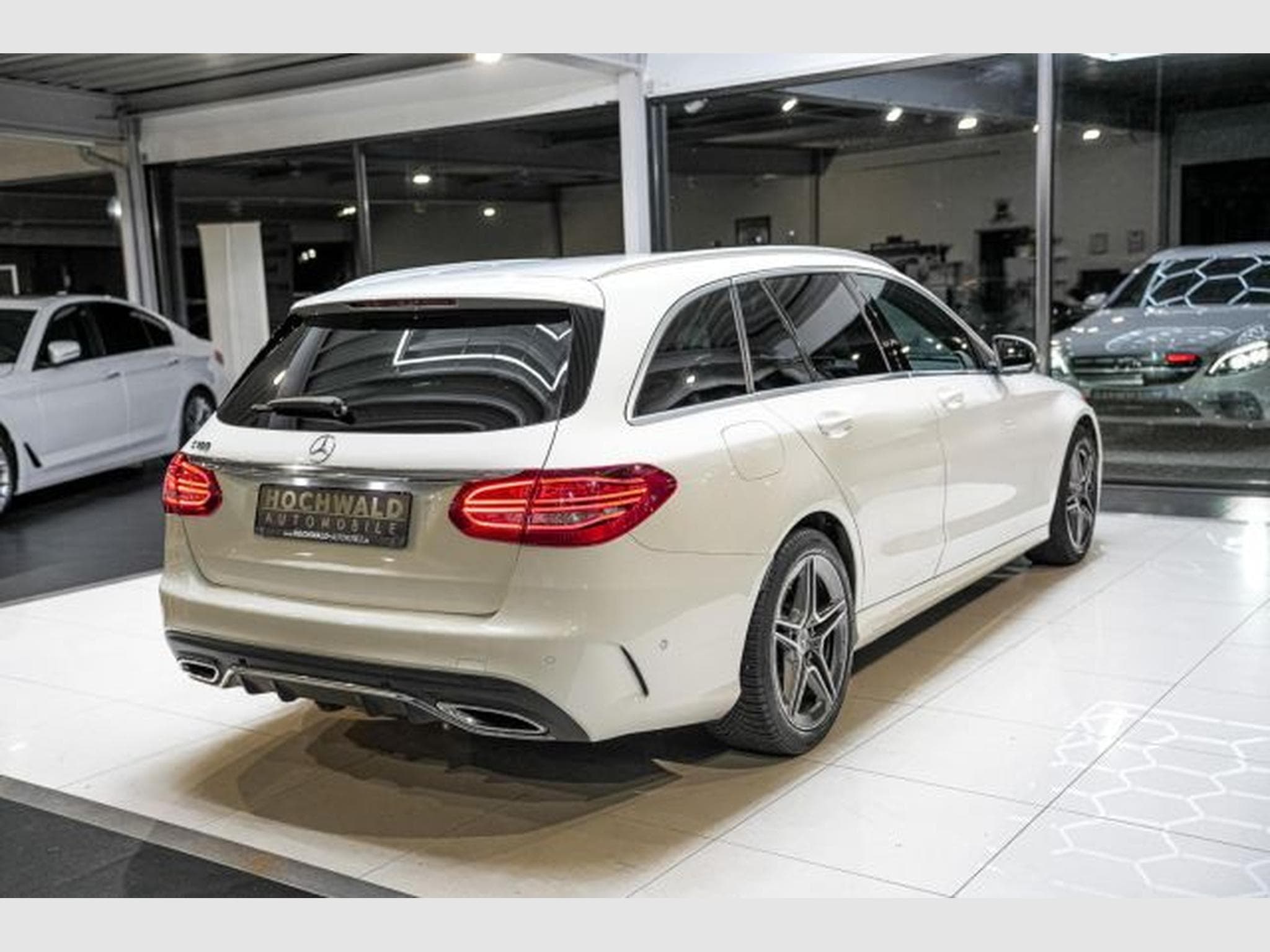 Mercedes C 180 C 180 T 9G-Tronic AMG Line NAVI Multibeam RFK (2020) - Photo 7