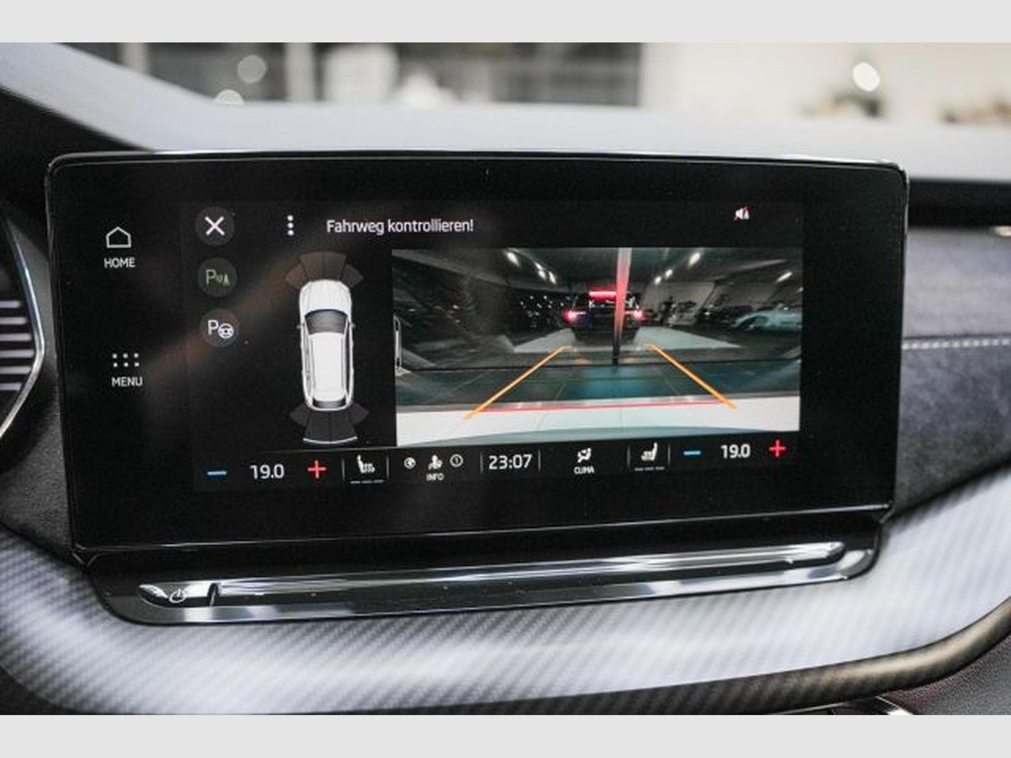 Skoda Octavia Octavia RS 2.0 TSI DSG NAV LED RFK SIDE Lane HuD (2021) - Photo 14