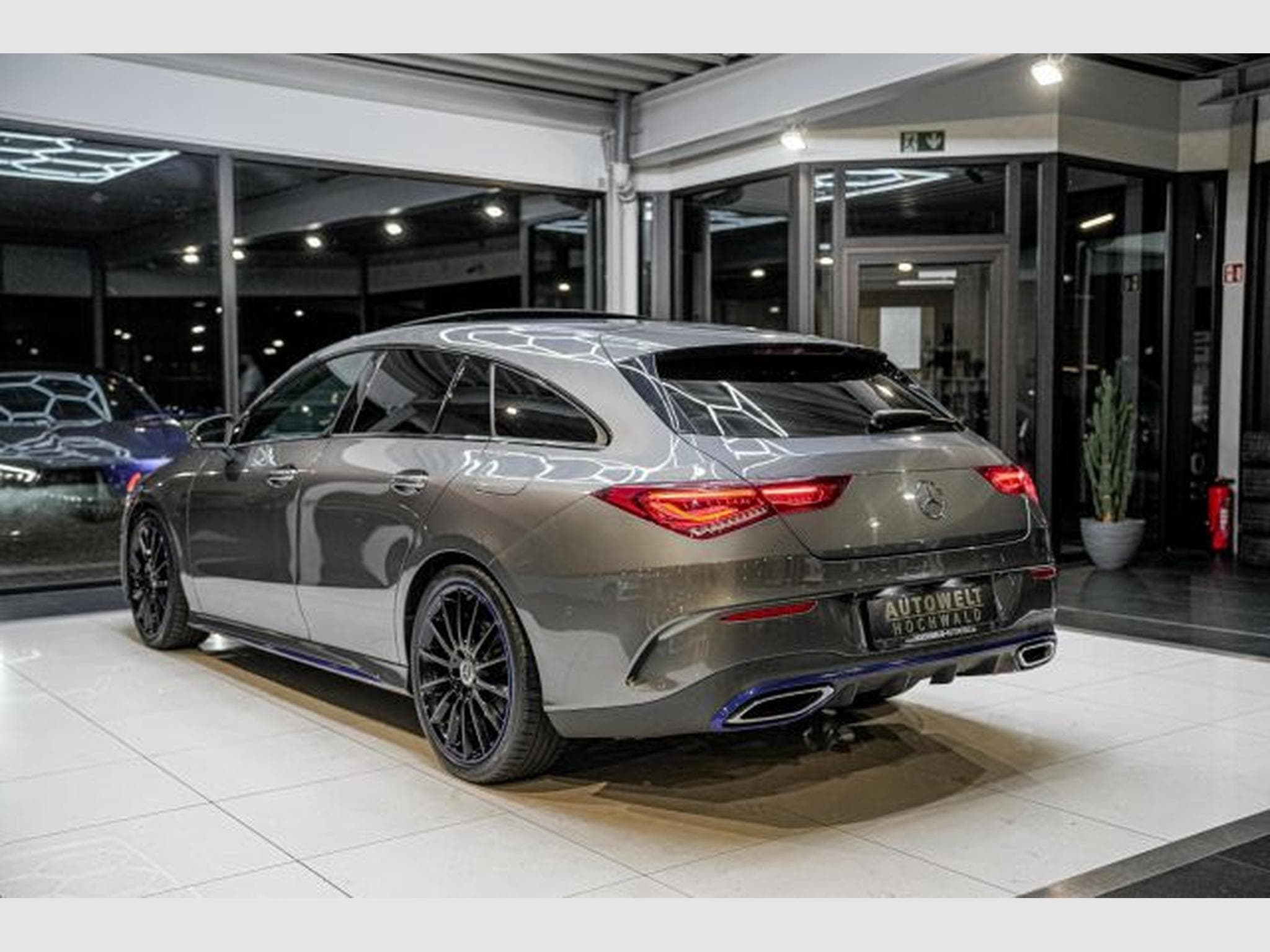 Mercedes CLA 220 CLA 220 Shooting Brake 7G AMG Line Burmest. PANO (2019) - Photo 10
