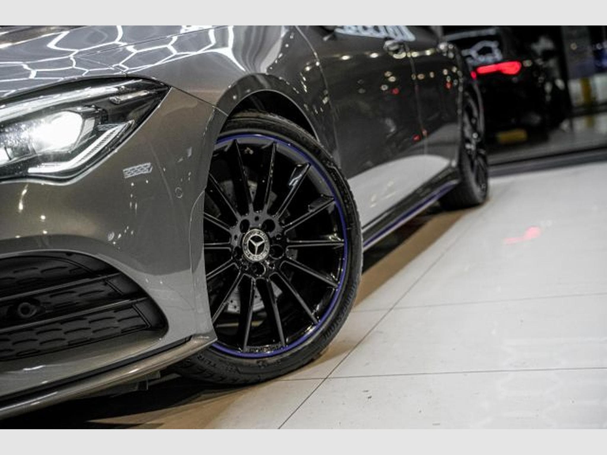 Mercedes CLA 220 CLA 220 Shooting Brake 7G AMG Line Burmest. PANO (2019) - Photo 3