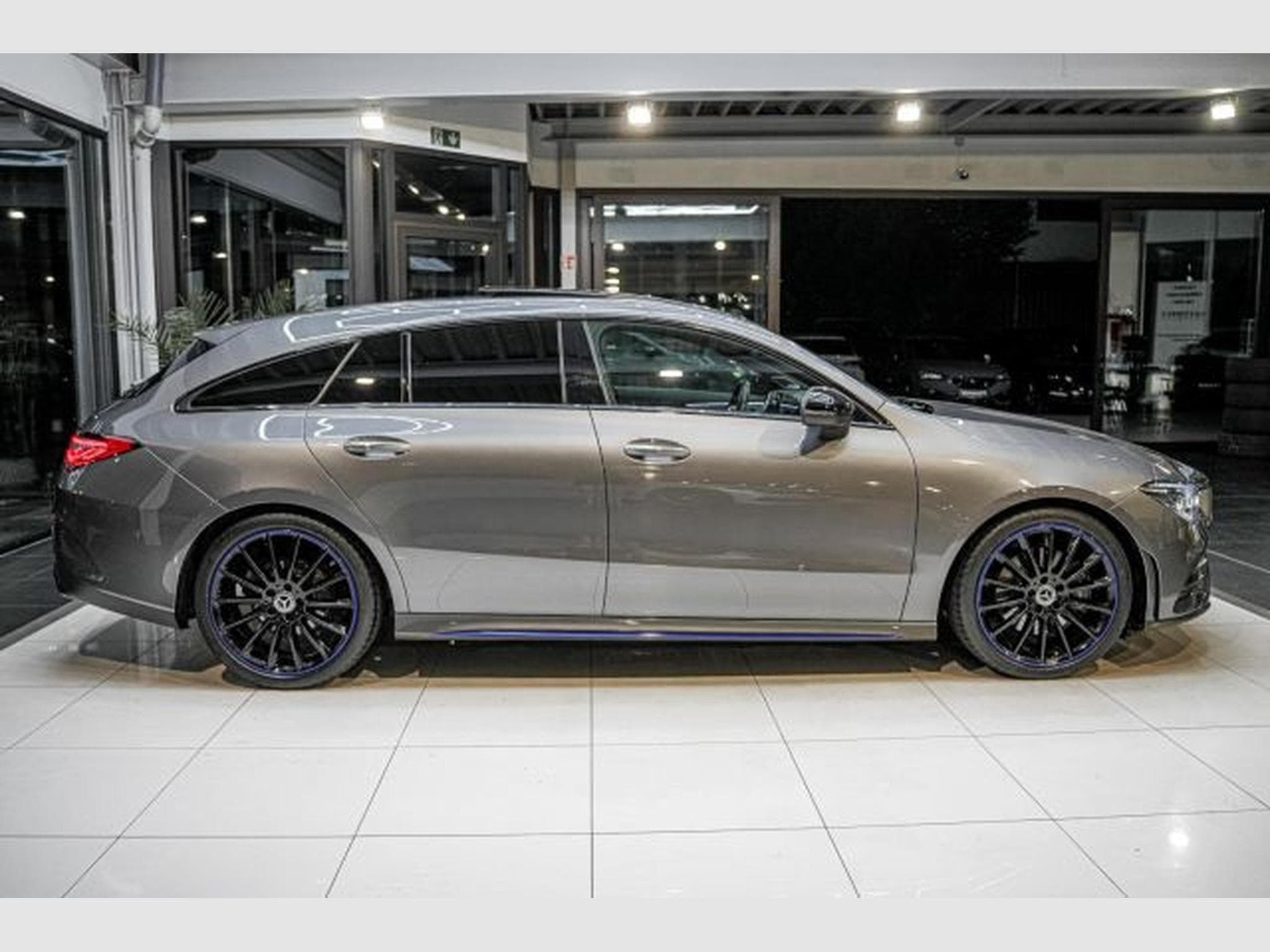 Mercedes CLA 220 CLA 220 Shooting Brake 7G AMG Line Burmest. PANO (2019) - Photo 6