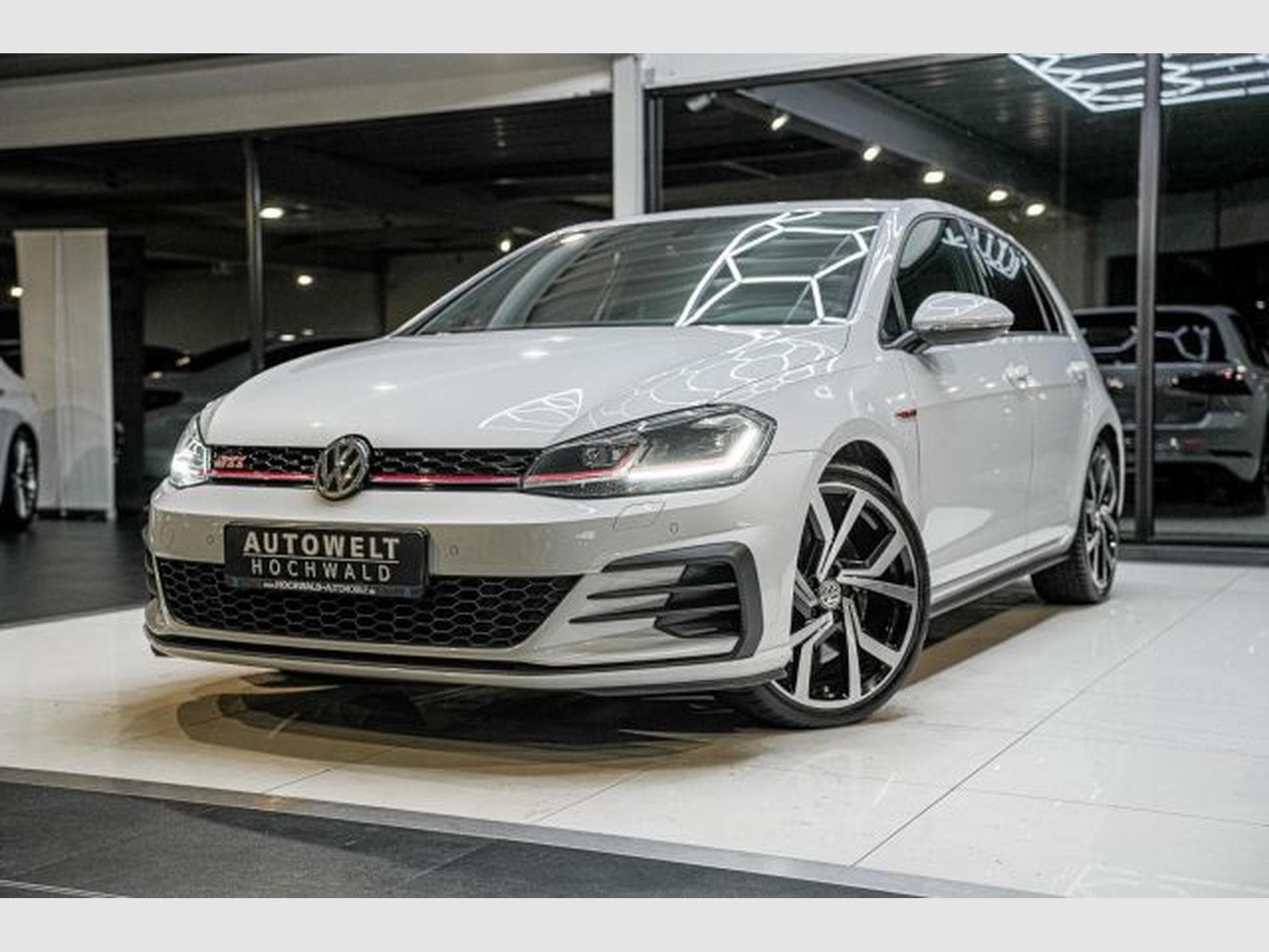 VW Golf Golf 7 2.0 GTI DSG Performance NAVI ACC LED SHZ (2018) - Photo 2