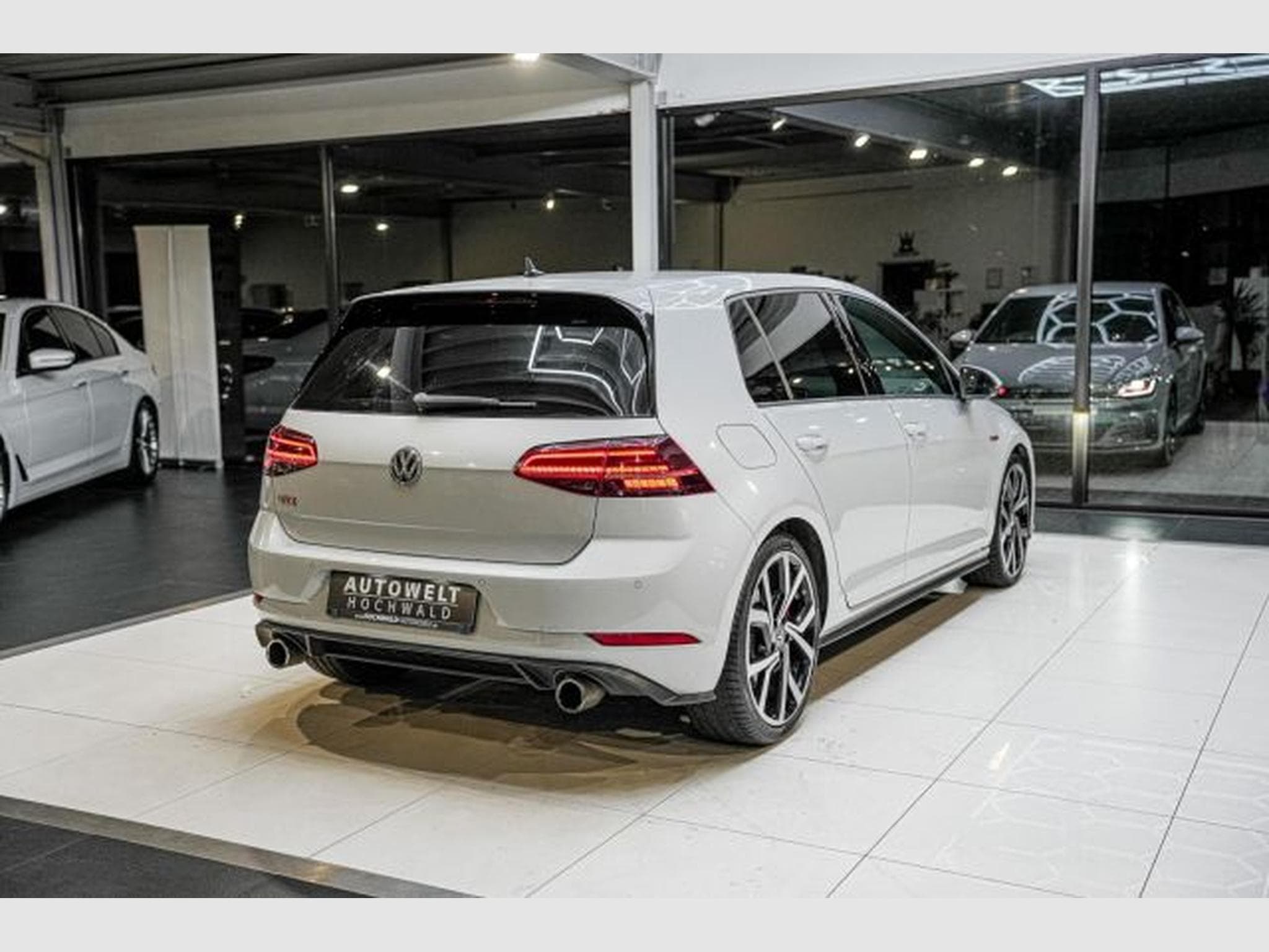 VW Golf Golf 7 2.0 GTI DSG Performance NAVI ACC LED SHZ (2018) - Photo 7