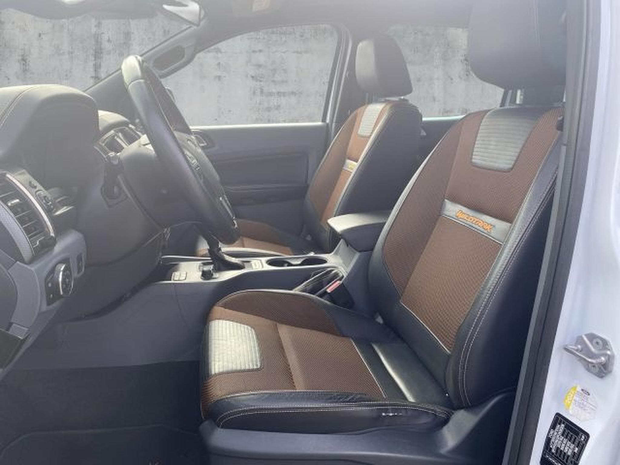 Ford Ranger Ranger Wildtrak 3.2 TDCI DoCab 4x4 NAVI AHK RFK (2019) - Photo 11