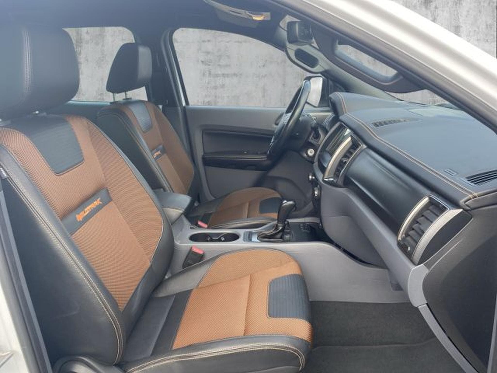 Ford Ranger Ranger Wildtrak 3.2 TDCI DoCab 4x4 NAVI AHK RFK (2019) - Photo 13