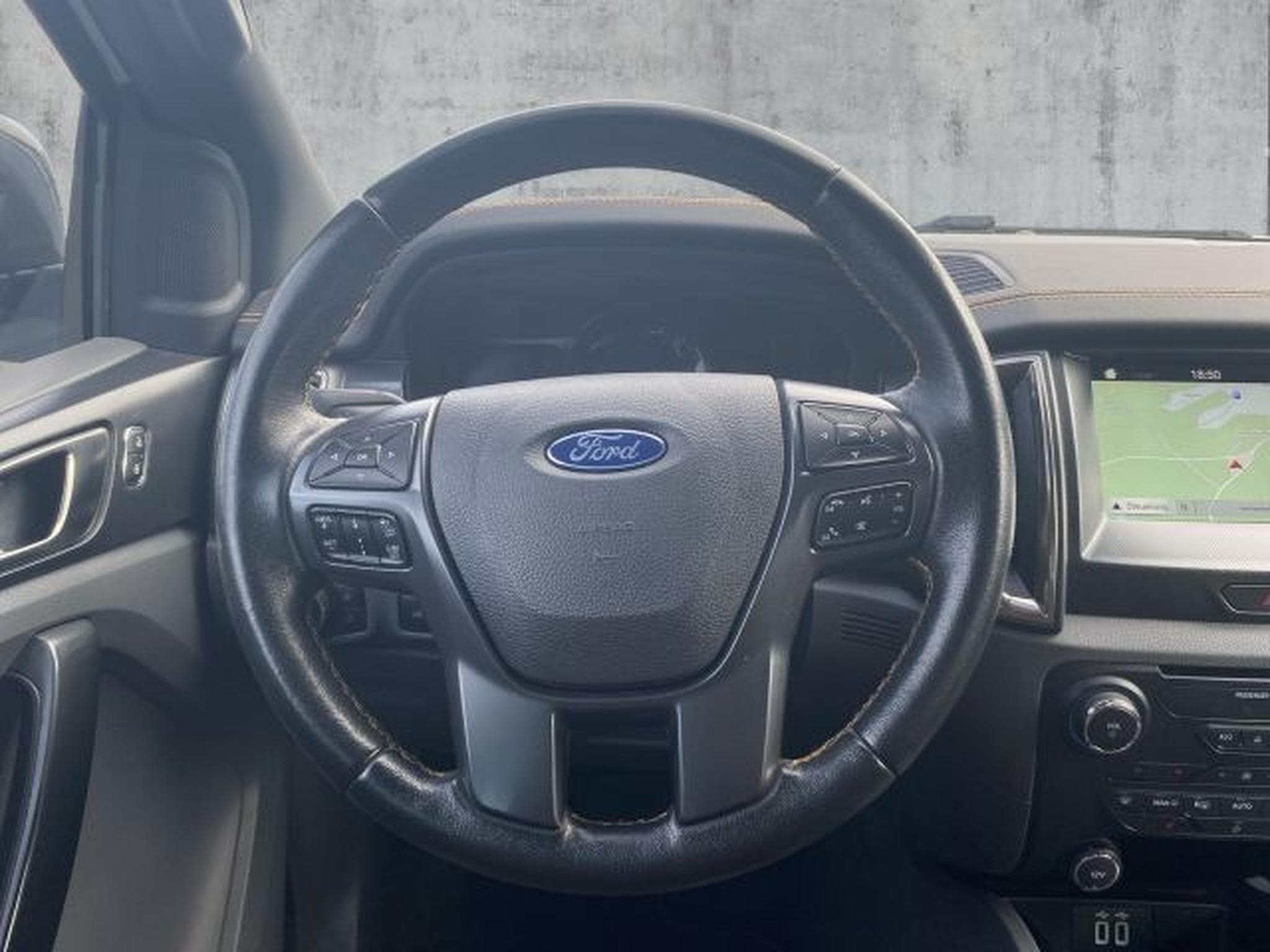Ford Ranger Ranger Wildtrak 3.2 TDCI DoCab 4x4 NAVI AHK RFK (2019) - Photo 15