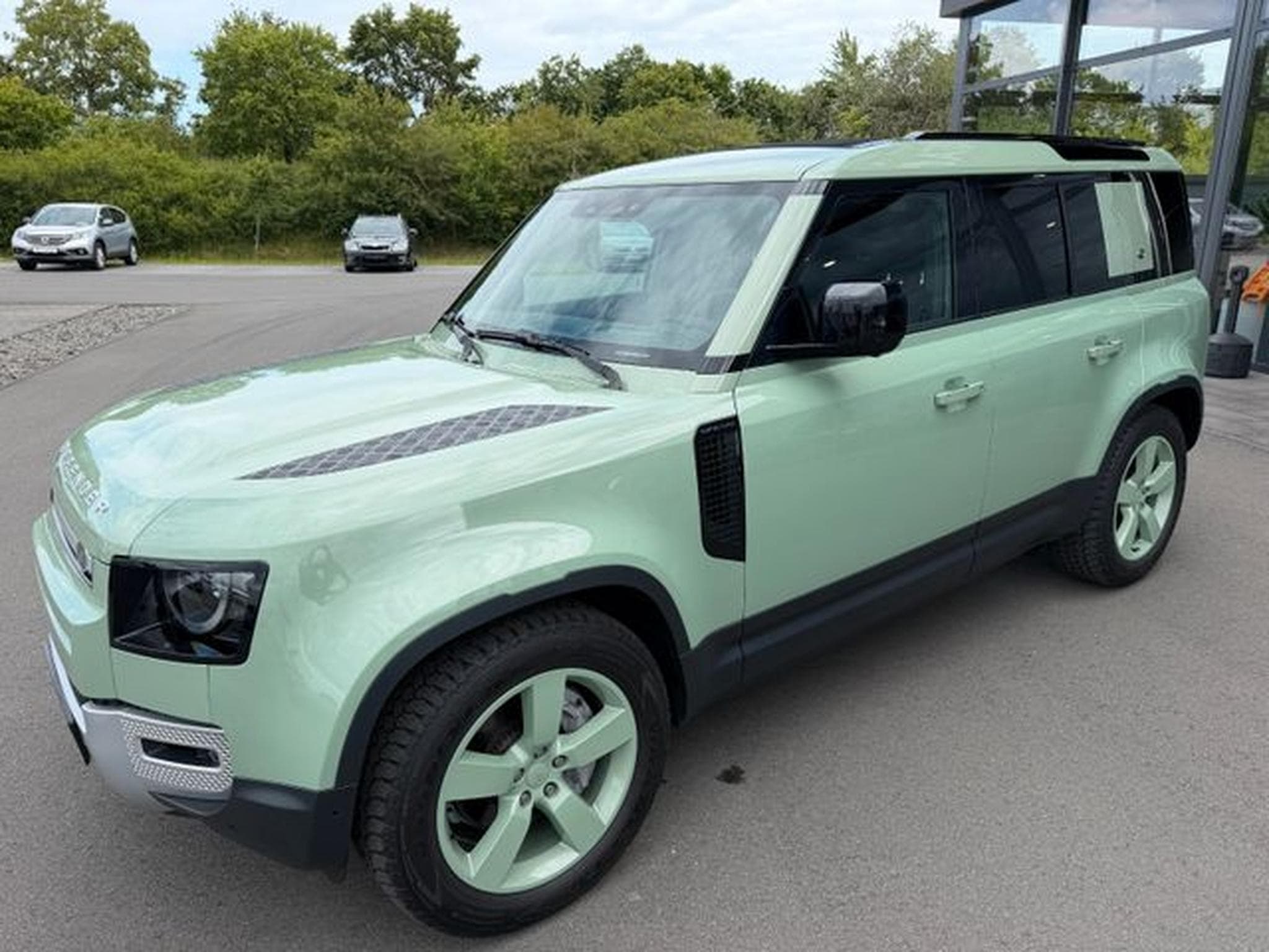 Land-Rover Defender Defender 110 75th Limited Edition AHK 360° Leder (2022) - Photo 2