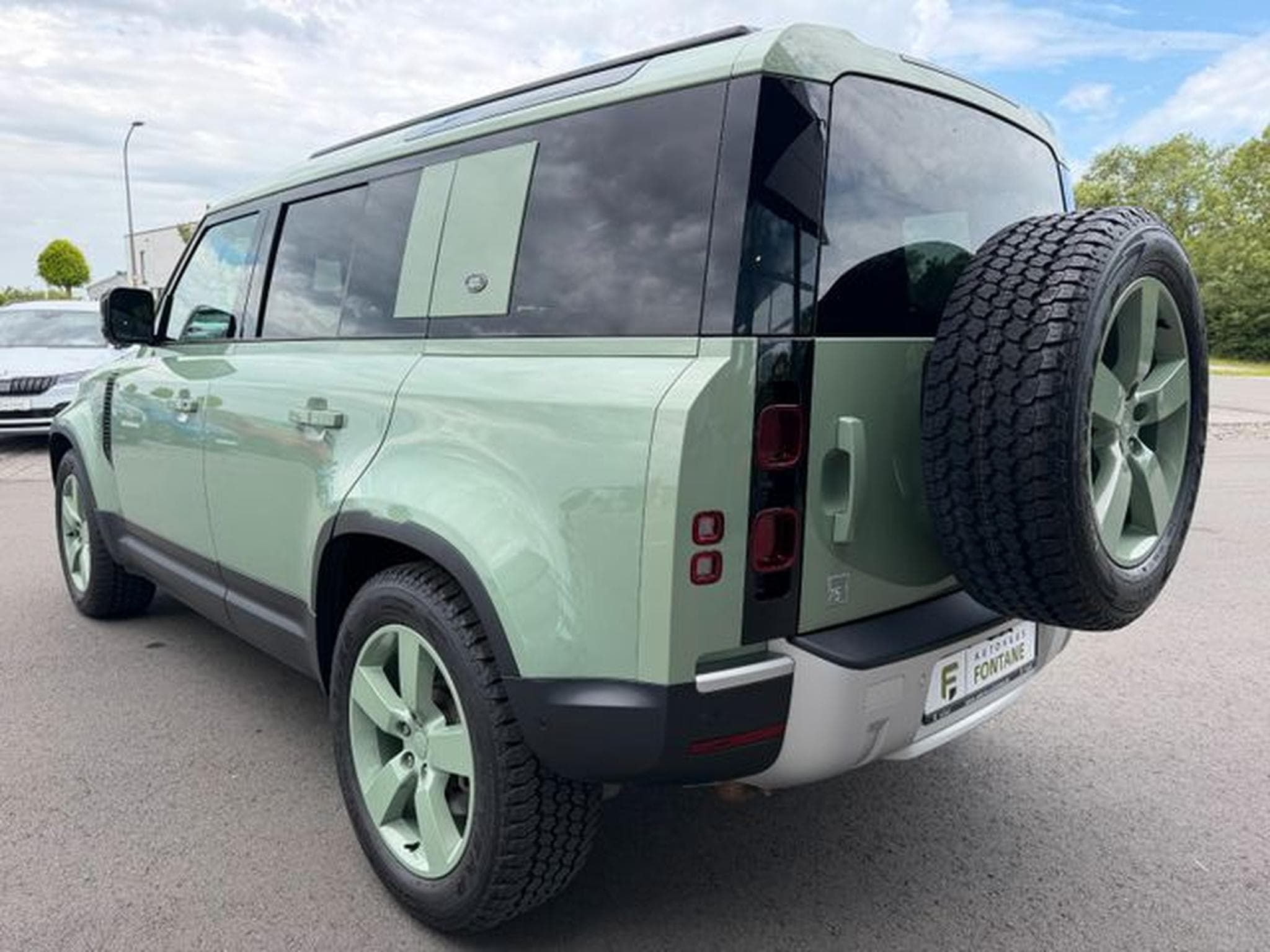 Land-Rover Defender Defender 110 75th Limited Edition AHK 360° Leder (2022) - Photo 9