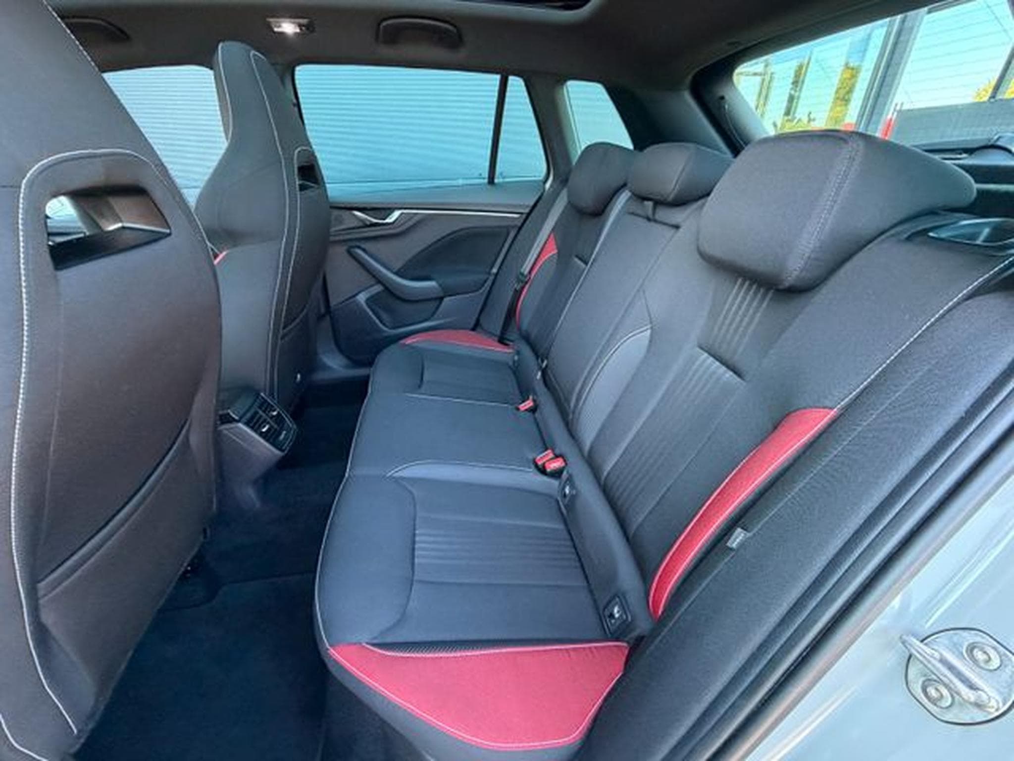 Skoda Kamiq Kamiq 1,5TSi 6-Gang Monte Carlo Navi Key Kamera (2022) - Photo 11