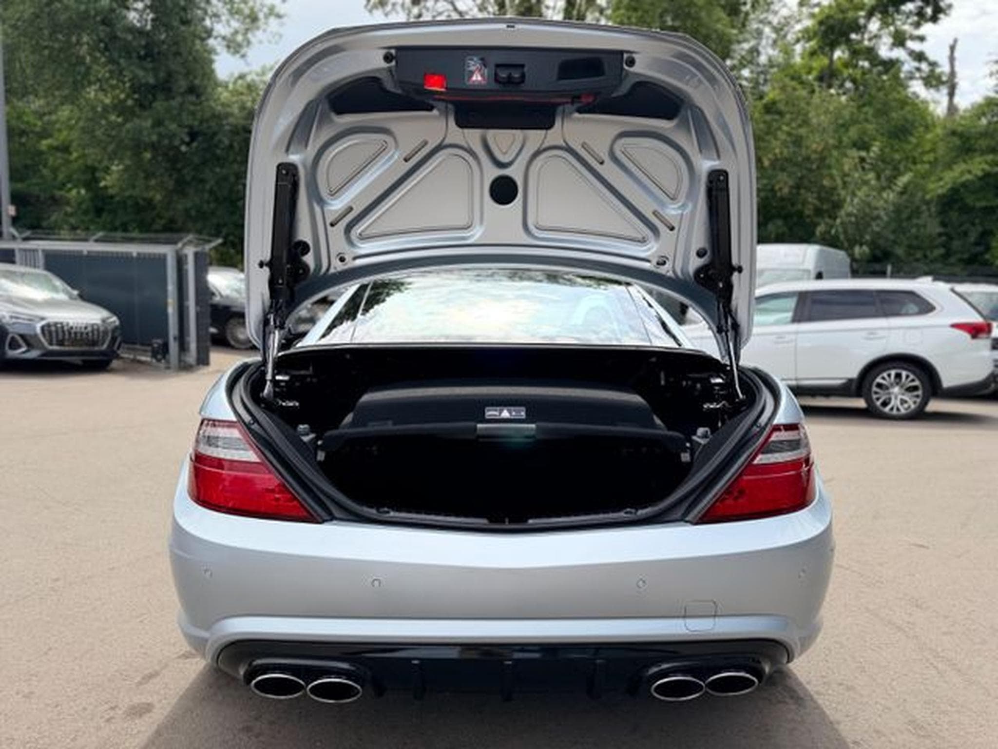 Mercedes SLK 55 AMG SLK 55 AMG*MAGIC-SKY*XENON*AIRSCARF* (2013) - Photo 11
