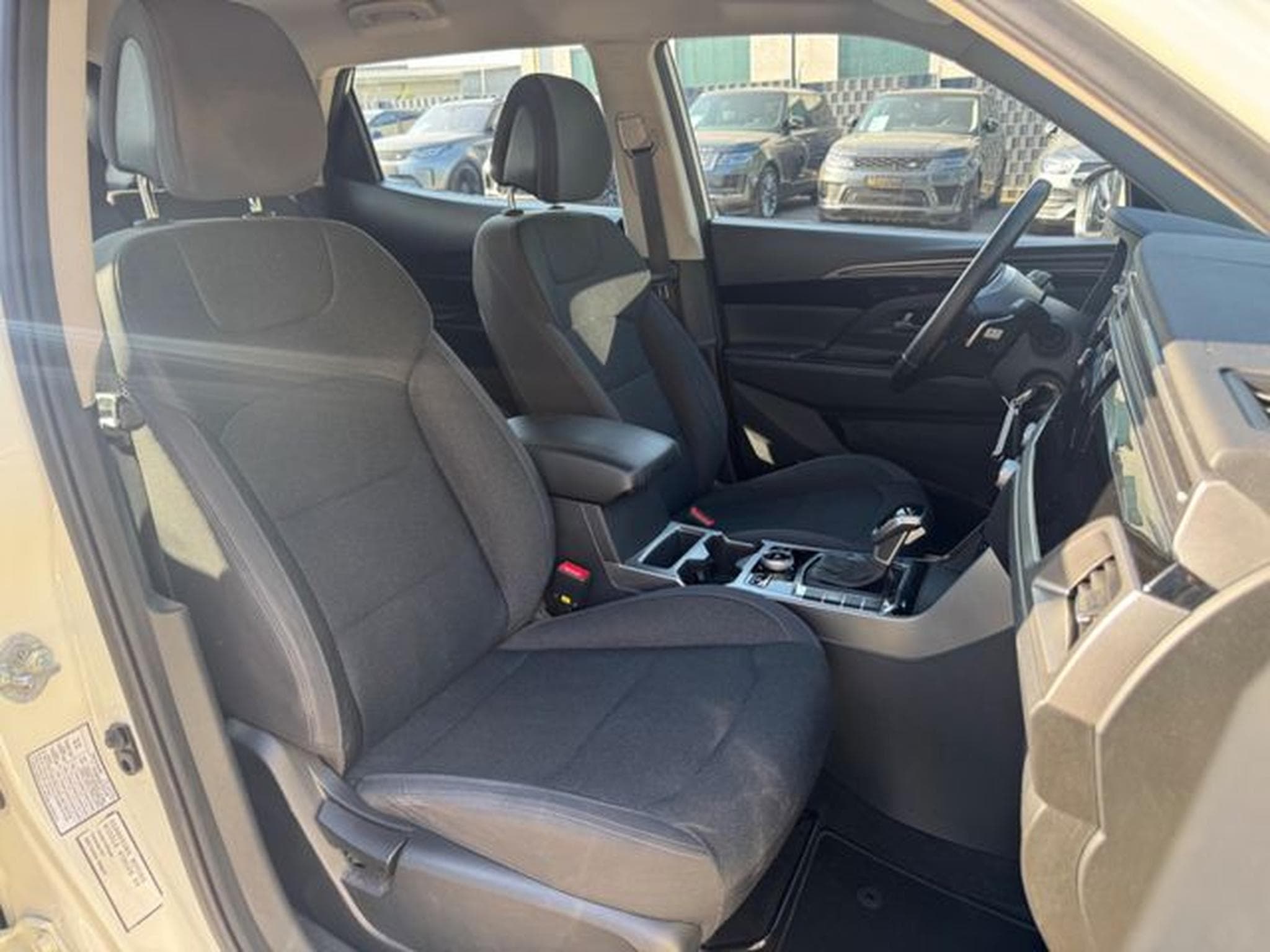 Ssangyong Korando KORANDO 1.5 GDI*2.HD*AUT*LED*KAMERA*SHZ*TOP (2021) - Foto 14