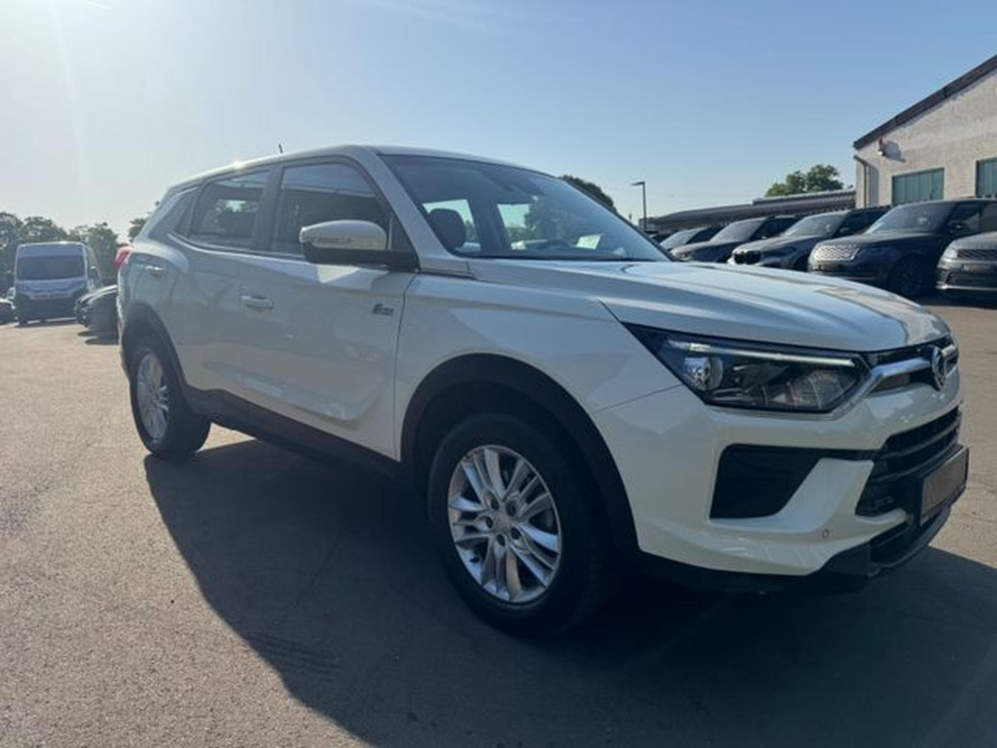 Ssangyong Korando KORANDO 1.5 GDI*2.HD*AUT*LED*KAMERA*SHZ*TOP (2021) - Foto 4