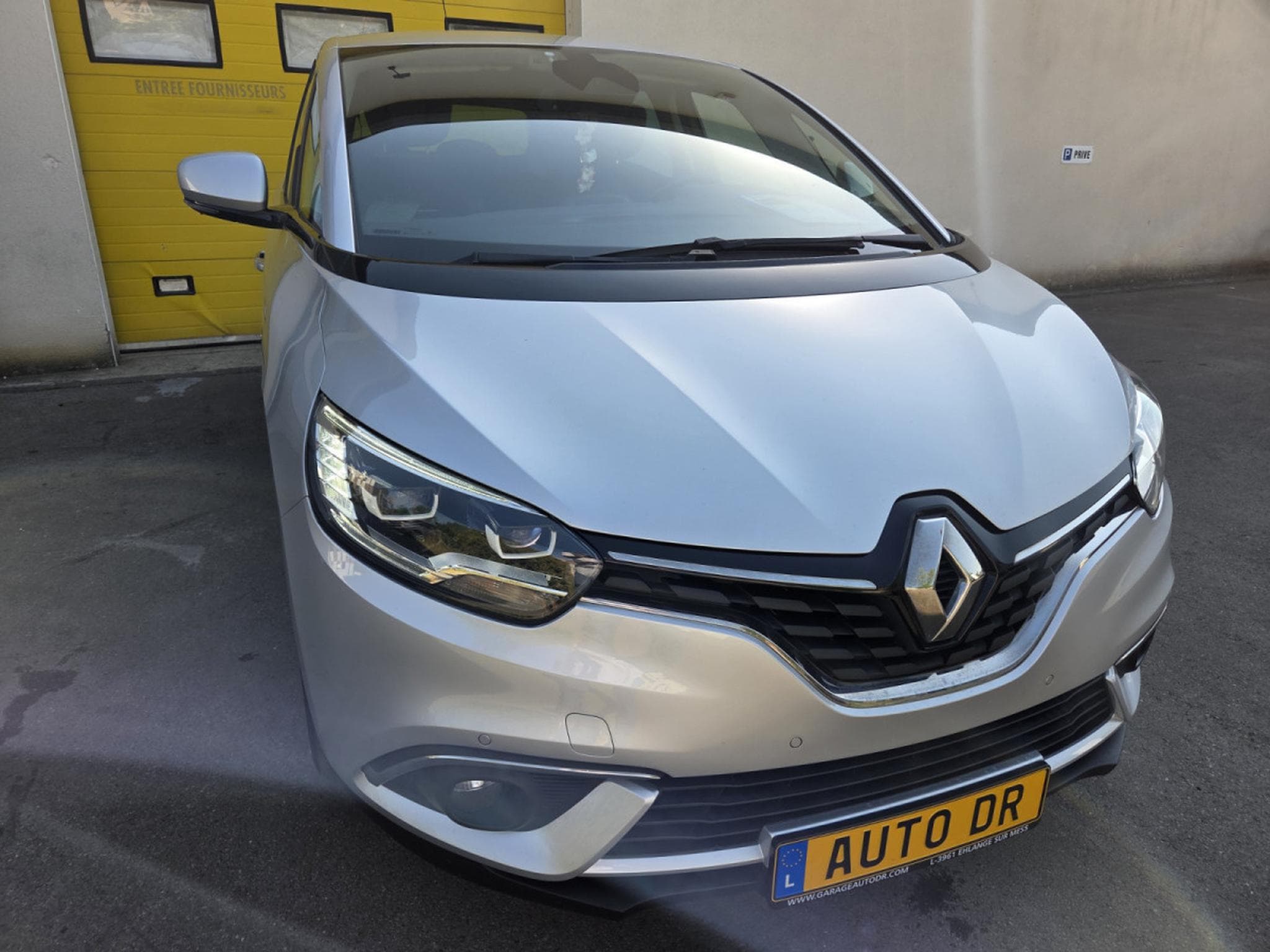 Renault Scenic 1.6 Dci 130 CV Bose Edition Garantie 12 Mois (2018) - Photo 2