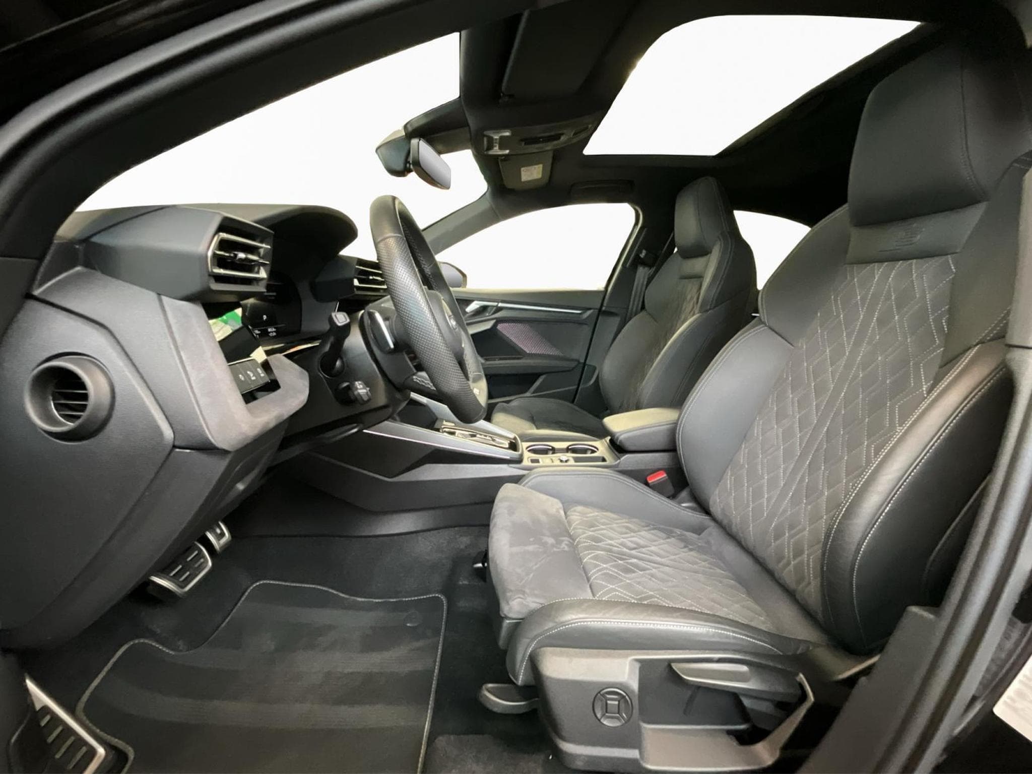 Audi S3 Limo+quattro+S-tronic+Led+P.Navi+P.Confort+Pano+LM19 (2025) - Foto 11