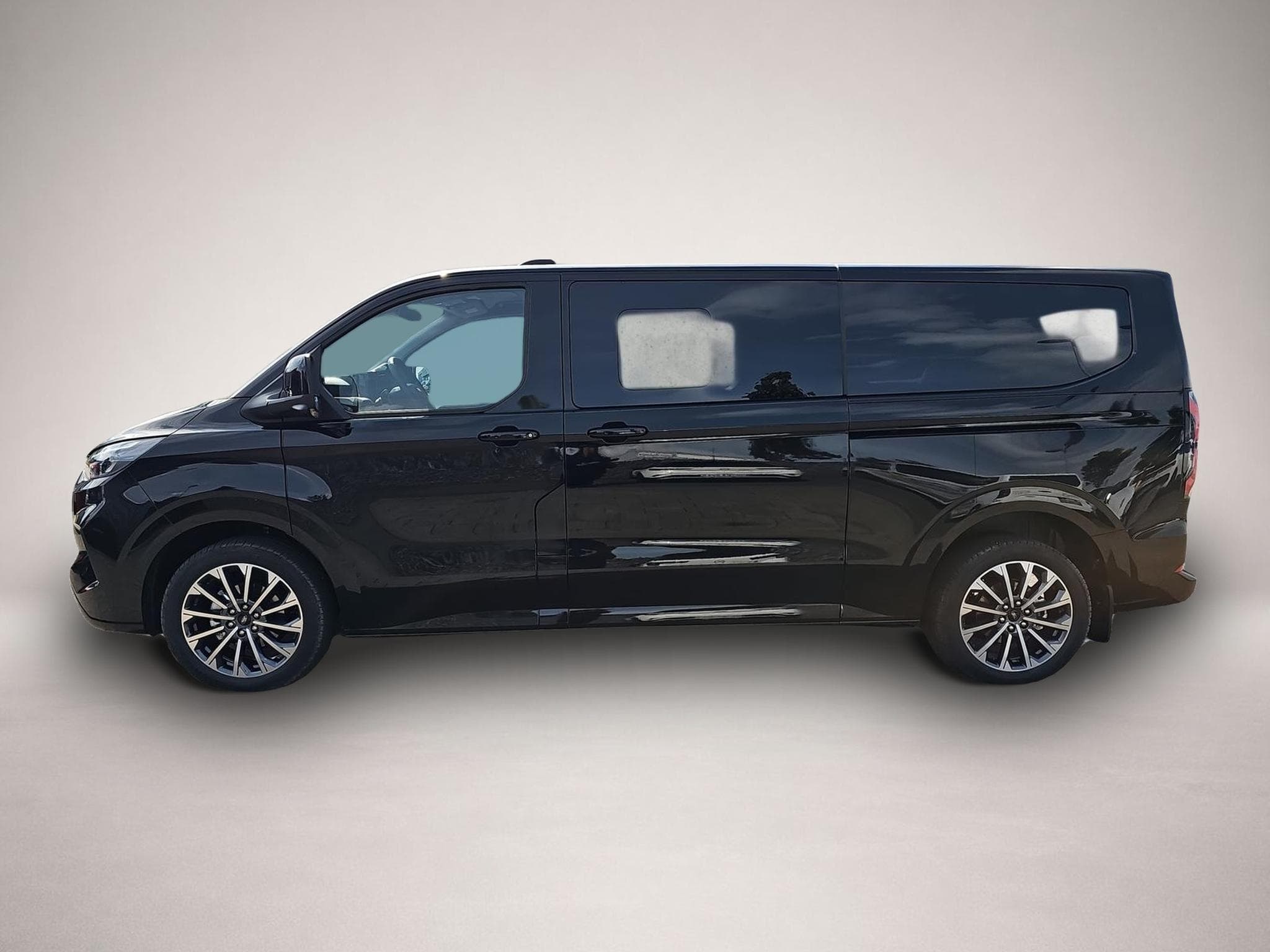 Ford Tourneo (2026) - Foto 4
